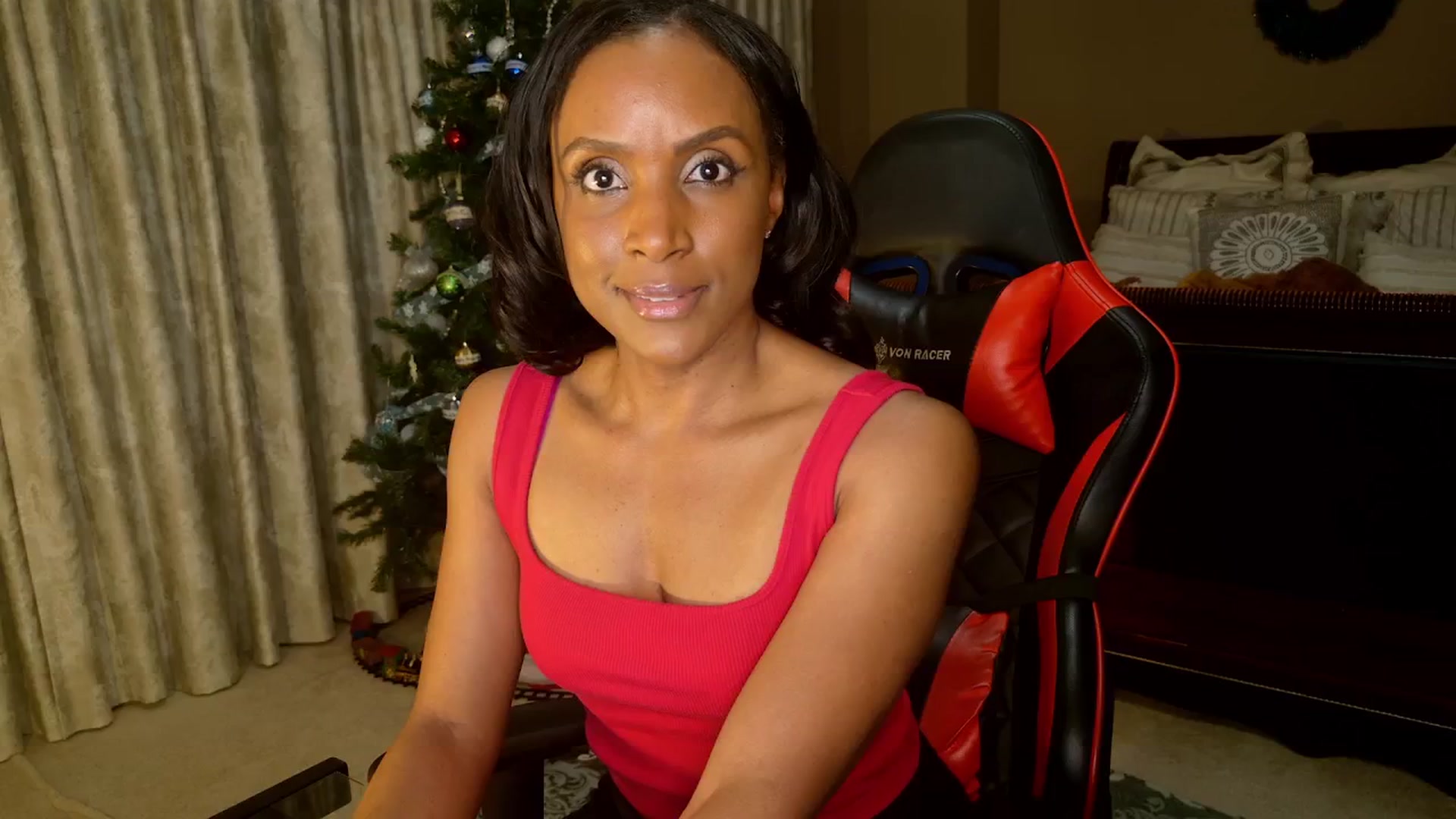 Gallery image thumbnail from Ms_WetNWild's myfreecams stream on, 12/29/2024, 23:47 image 2 of 20