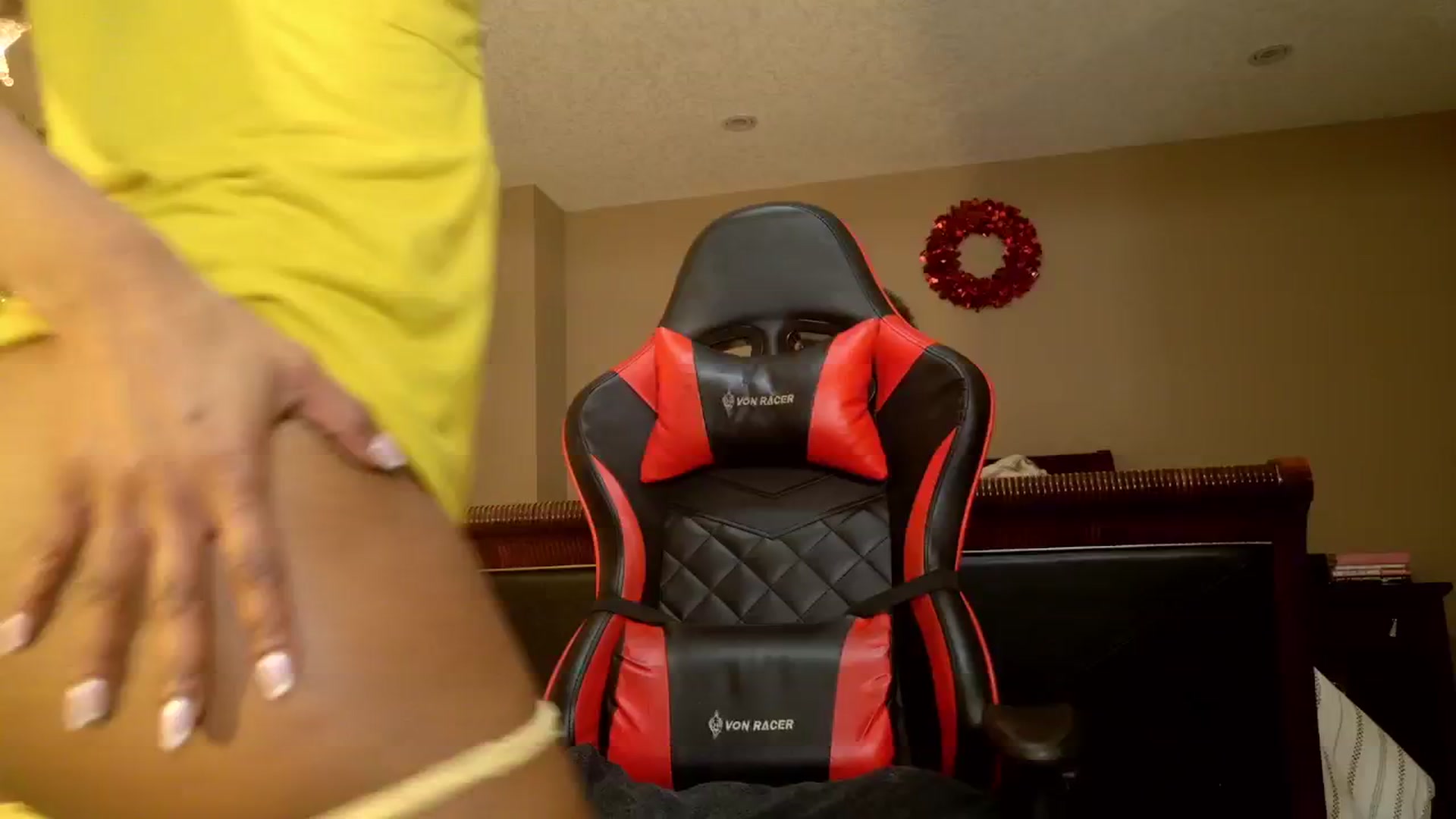 Gallery image thumbnail from Ms_WetNWild's myfreecams stream on, 01/02/2025, 24:00 image 20 of 20