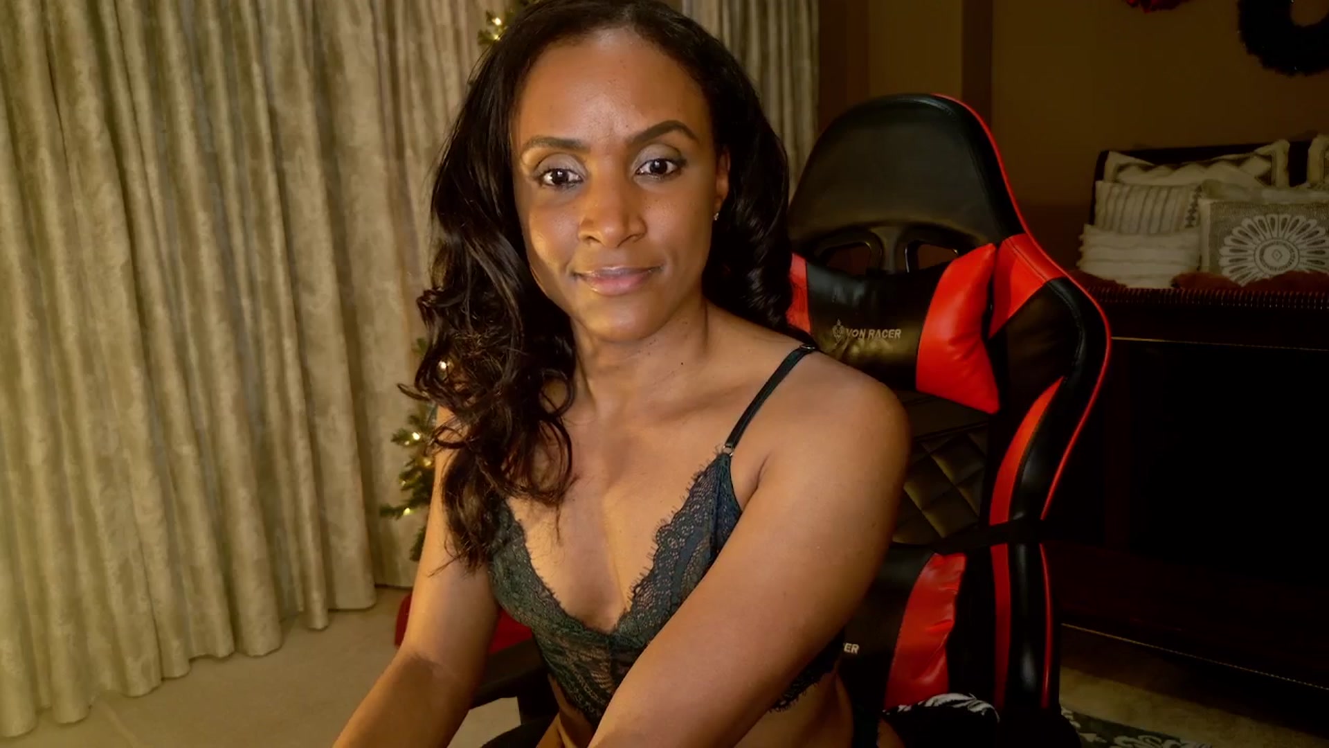 Gallery image thumbnail from Ms_WetNWild's myfreecams stream on, 01/02/2025, 13:11 image 14 of 20