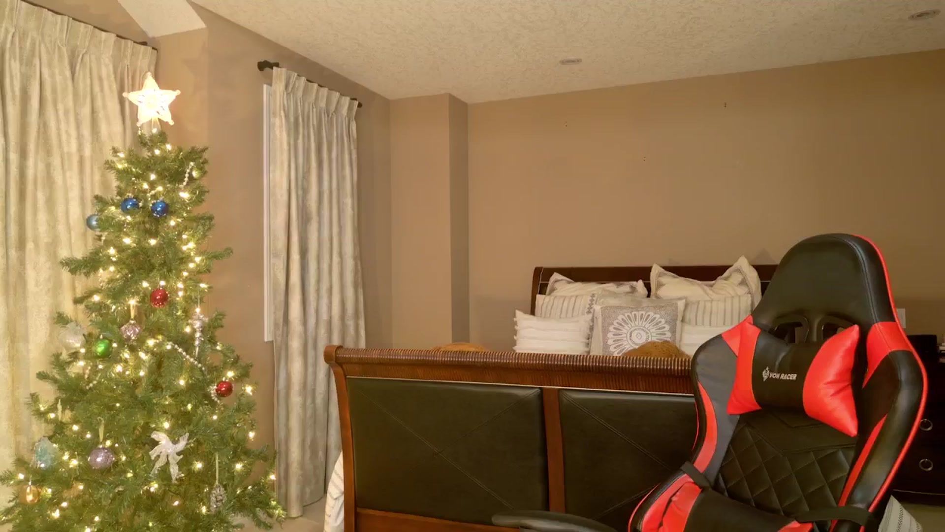 Gallery image thumbnail from Ms_WetNWild's myfreecams stream on, 01/03/2025, 07:18 image 20 of 20