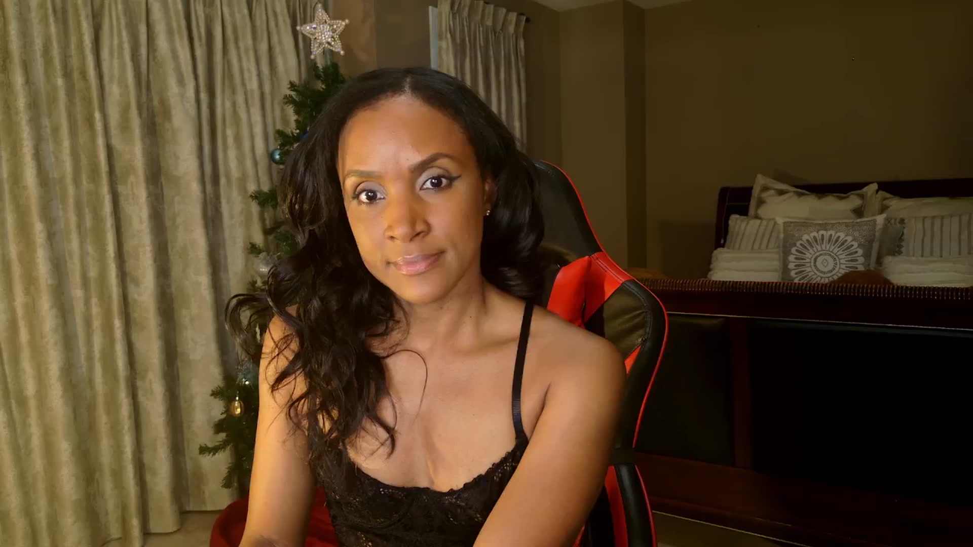 Gallery image thumbnail from Ms_WetNWild's myfreecams stream on, 01/03/2025, 16:52 image 13 of 20