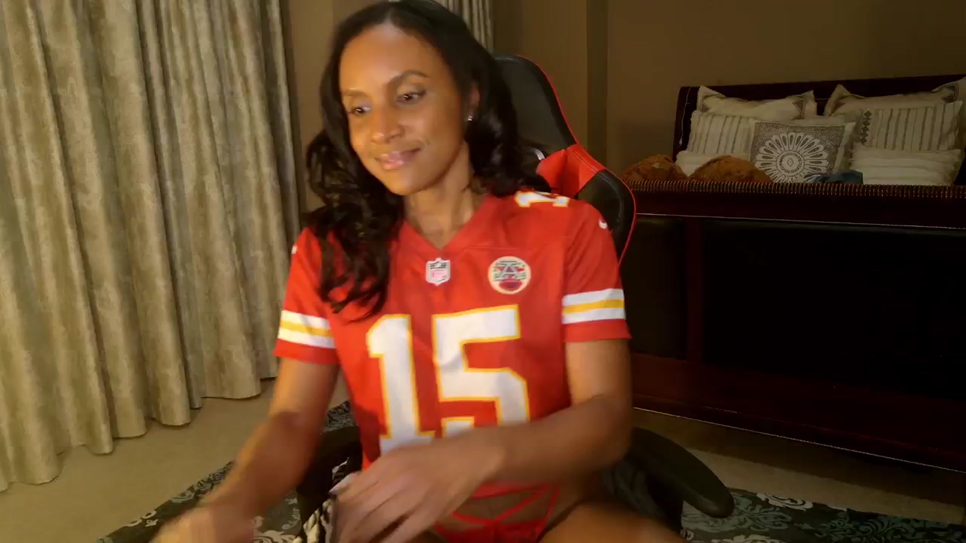 Gallery image thumbnail from Ms_WetNWild's myfreecams stream on, 01/06/2025, 24:30 image 17 of 20