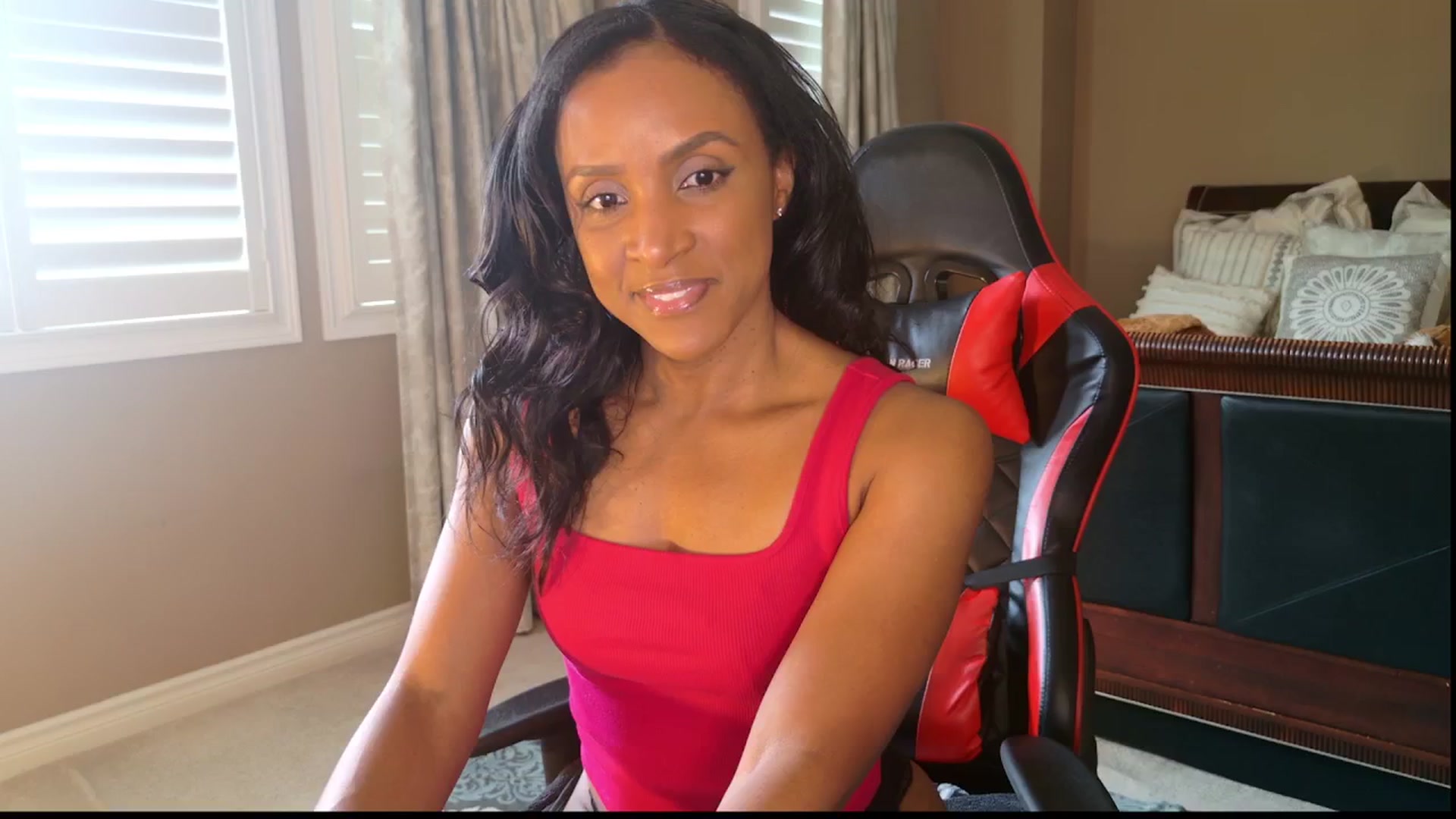 Gallery image thumbnail from Ms_WetNWild's myfreecams stream on, 01/12/2025, 18:06 image 5 of 20
