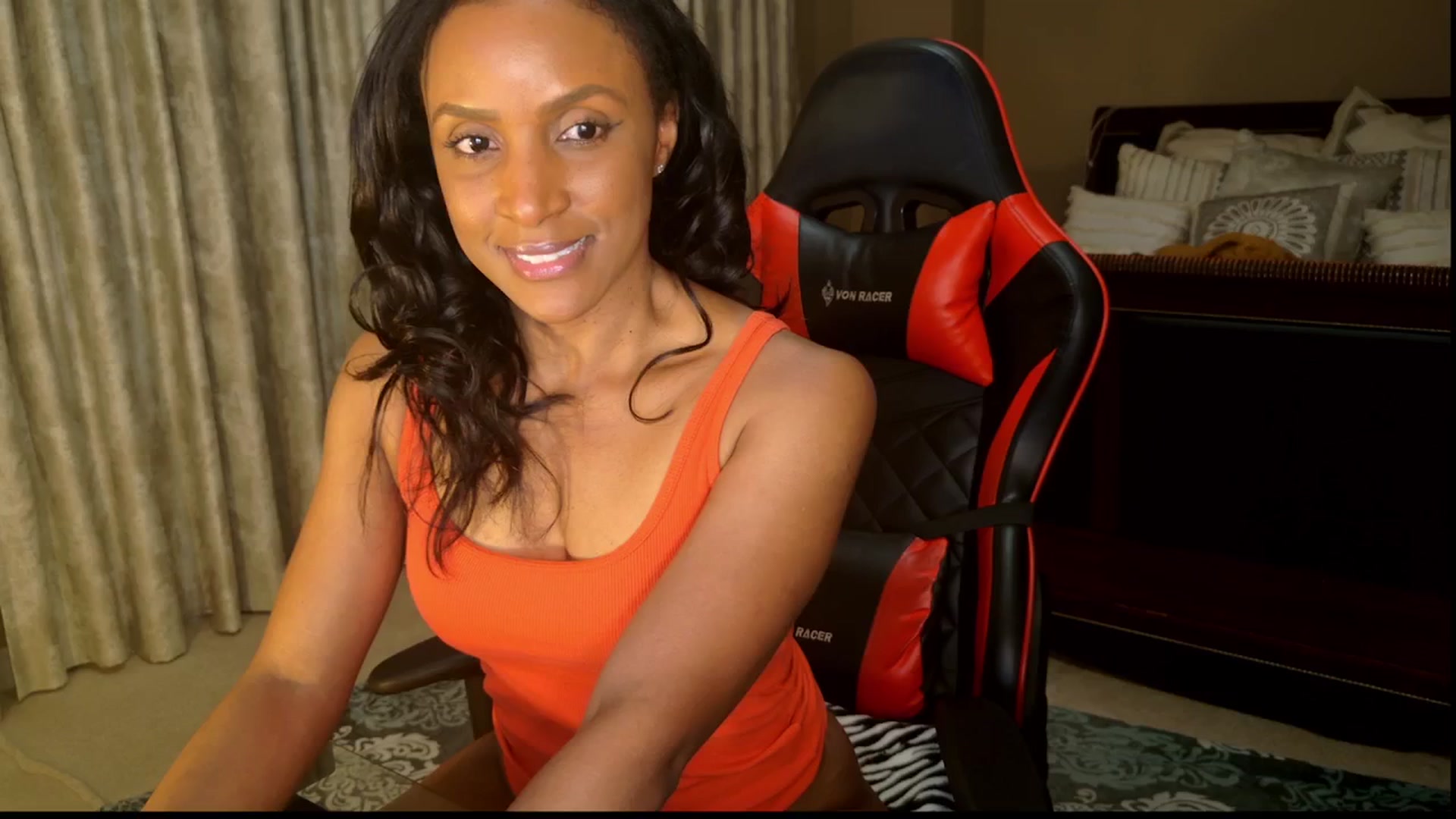 Gallery image thumbnail from Ms_WetNWild's myfreecams stream on, 01/13/2025, 20:57 image 4 of 20