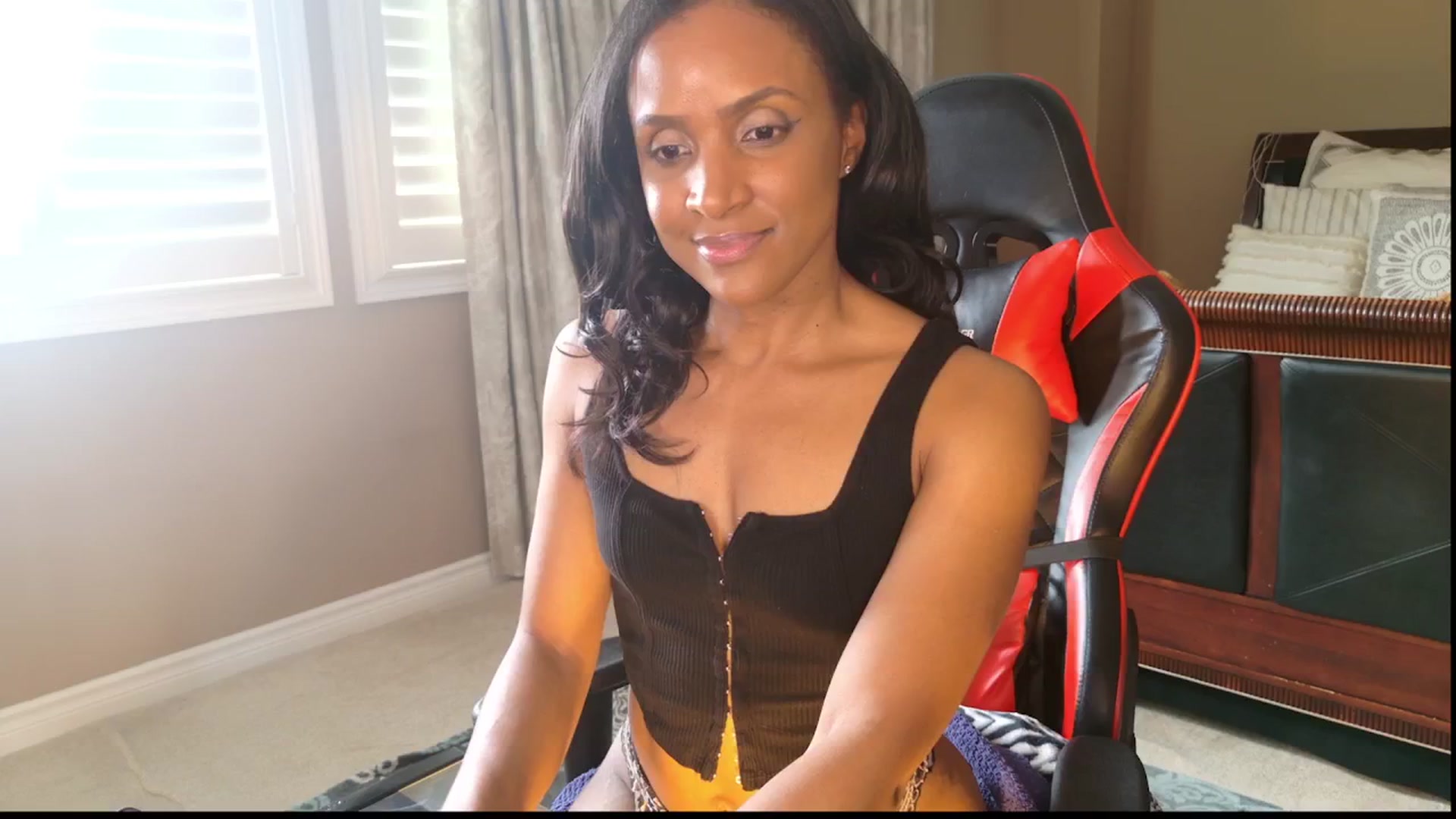 Gallery image thumbnail from Ms_WetNWild's myfreecams stream on, 01/17/2025, 21:53 image 8 of 20