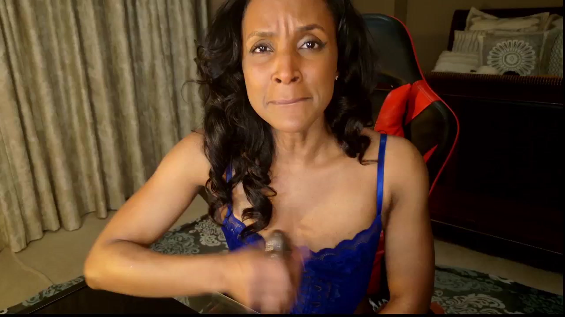 Gallery image thumbnail from Ms_WetNWild's myfreecams stream on, 01/21/2025, 05:01 image 12 of 20
