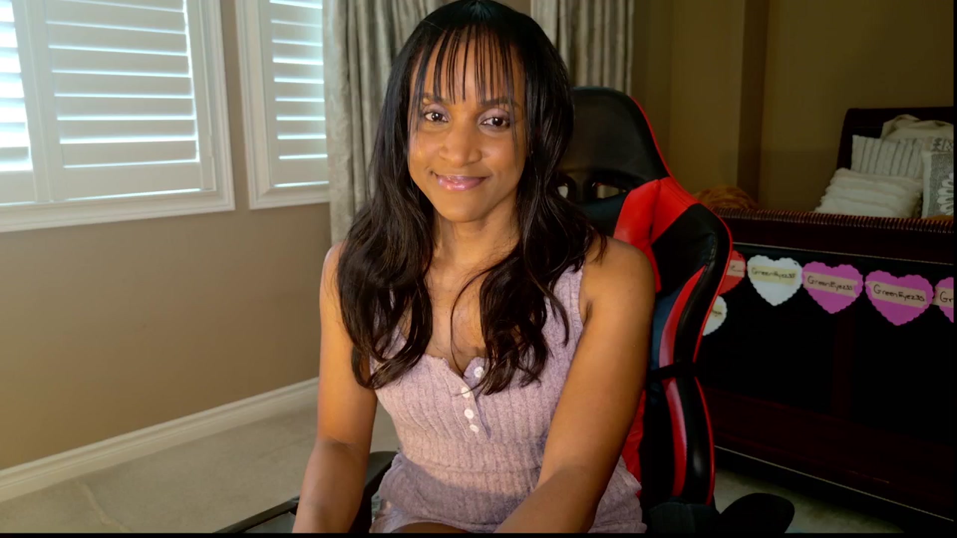 Gallery image thumbnail from Ms_WetNWild's myfreecams stream on, 02/06/2025, 18:31 image 13 of 20