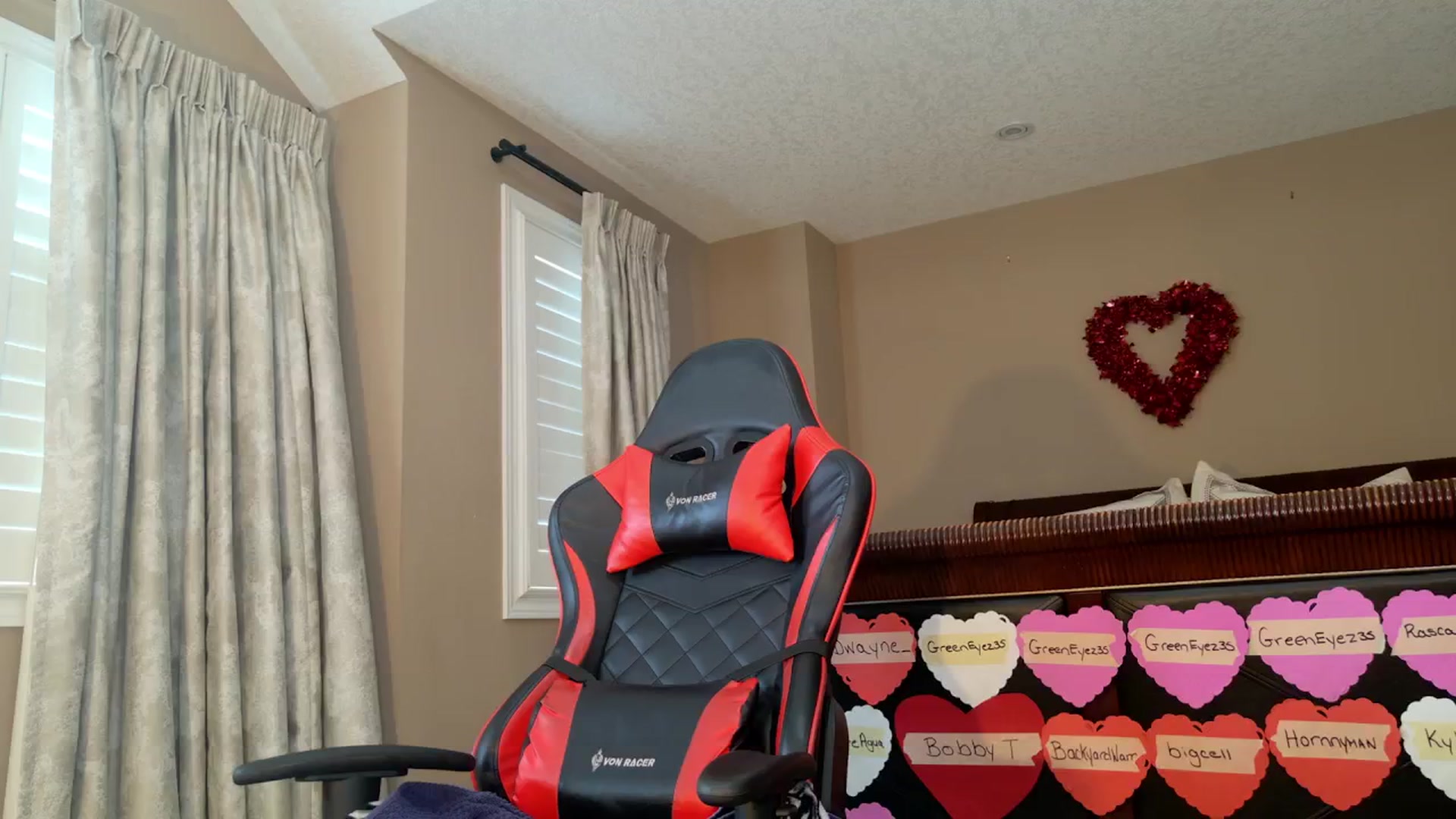 Gallery image thumbnail from Ms_WetNWild's myfreecams stream on, 02/09/2025, 21:28 image 8 of 20