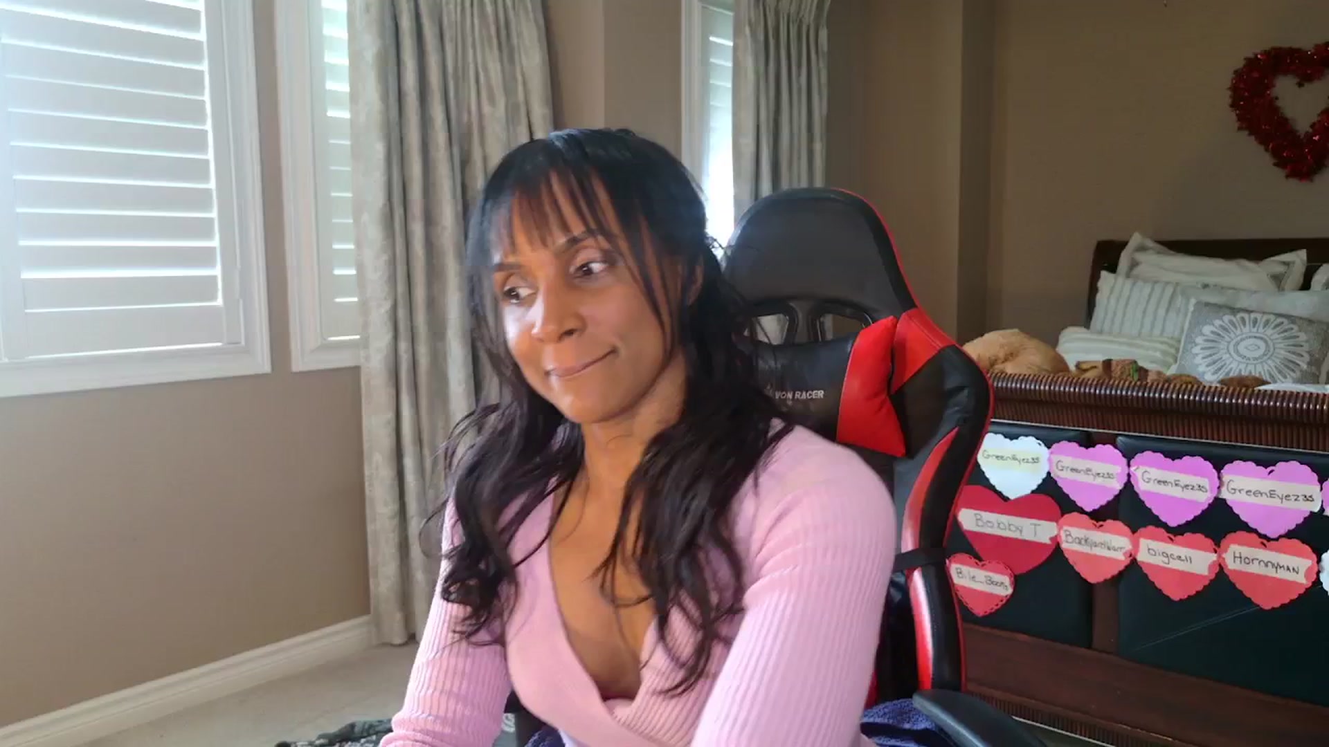 Gallery image thumbnail from Ms_WetNWild's myfreecams stream on, 02/13/2025, 21:44 image 10 of 20