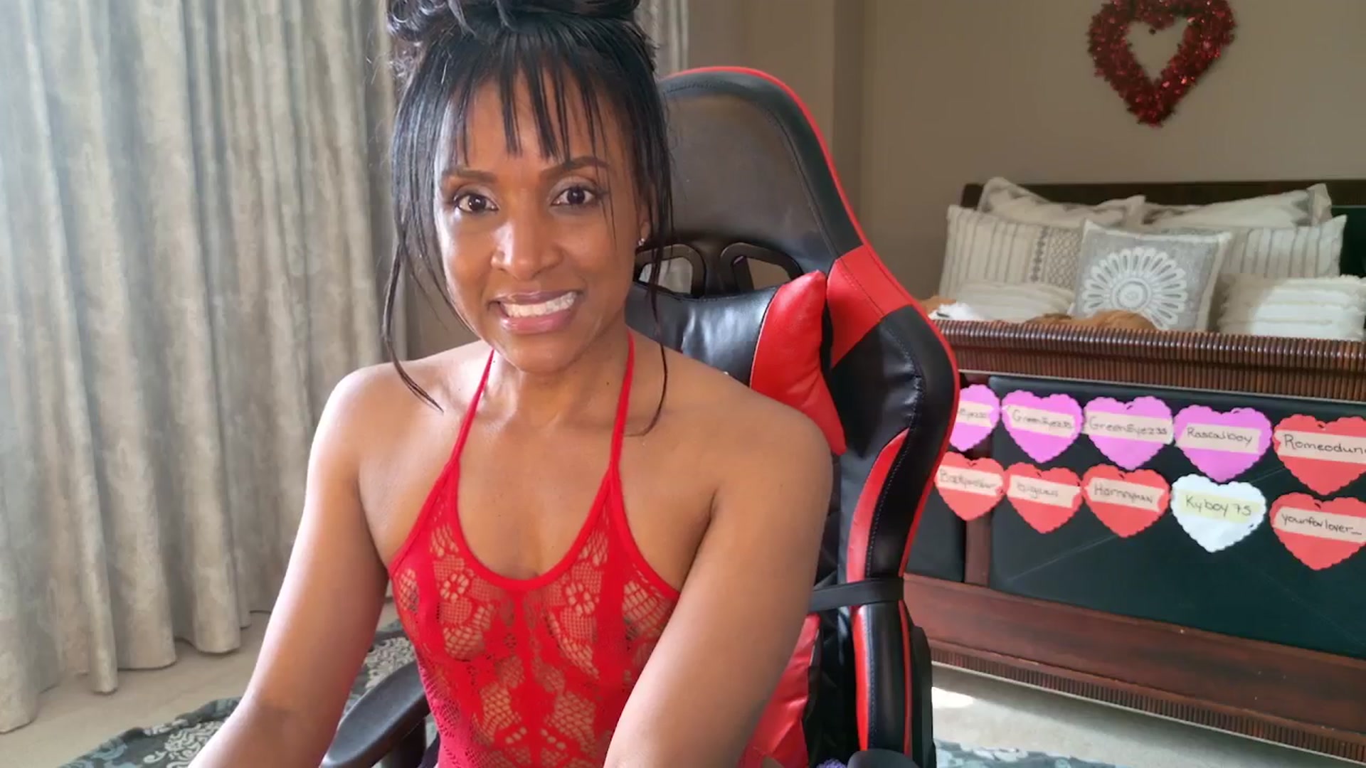 Gallery image thumbnail from Ms_WetNWild's myfreecams stream on, 02/14/2025, 19:19 image 16 of 20