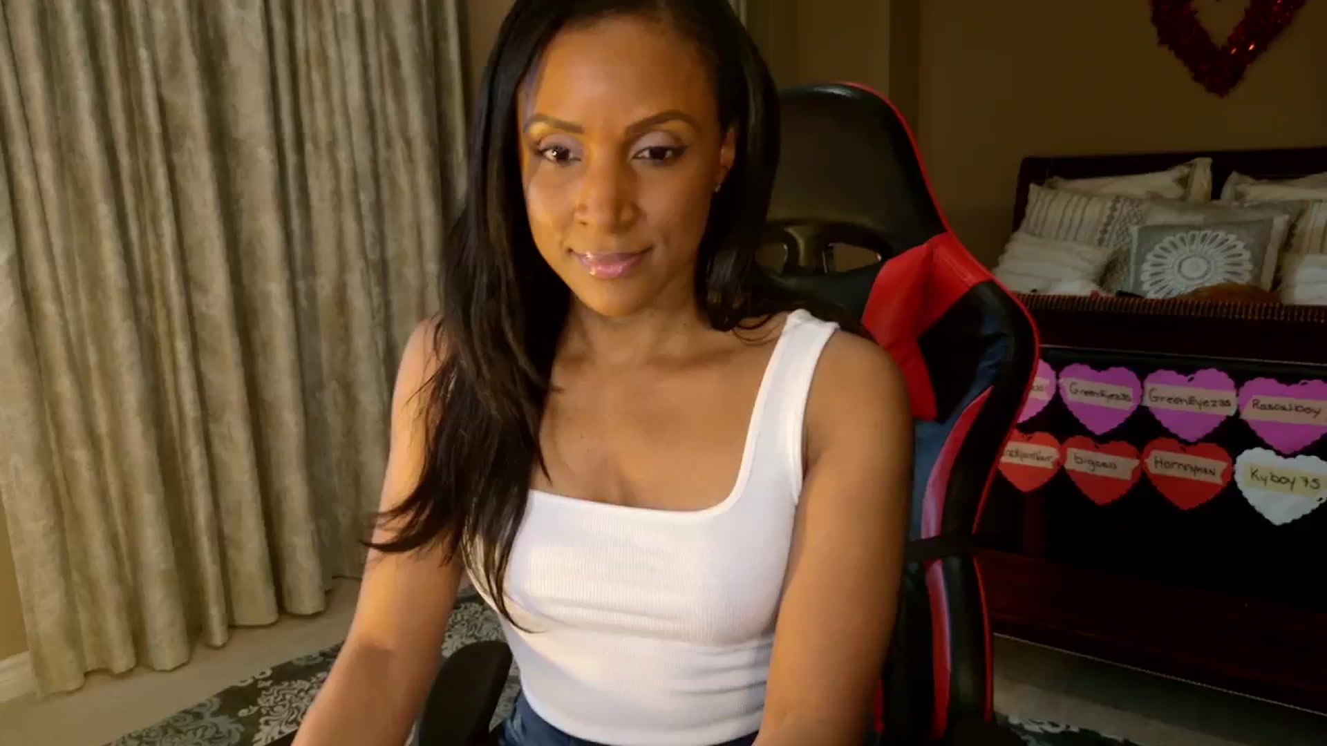 Gallery image thumbnail from Ms_WetNWild's myfreecams stream on, 02/18/2025, 15:50 image 9 of 20