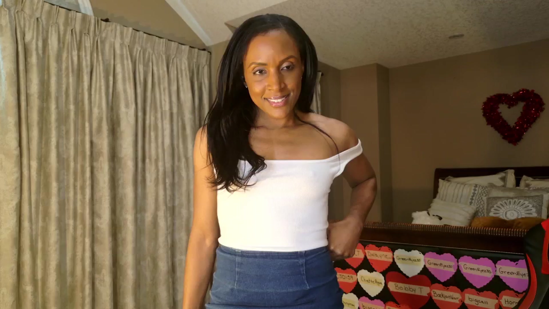 Gallery image thumbnail from Ms_WetNWild's myfreecams stream on, 02/18/2025, 22:14 image 9 of 20