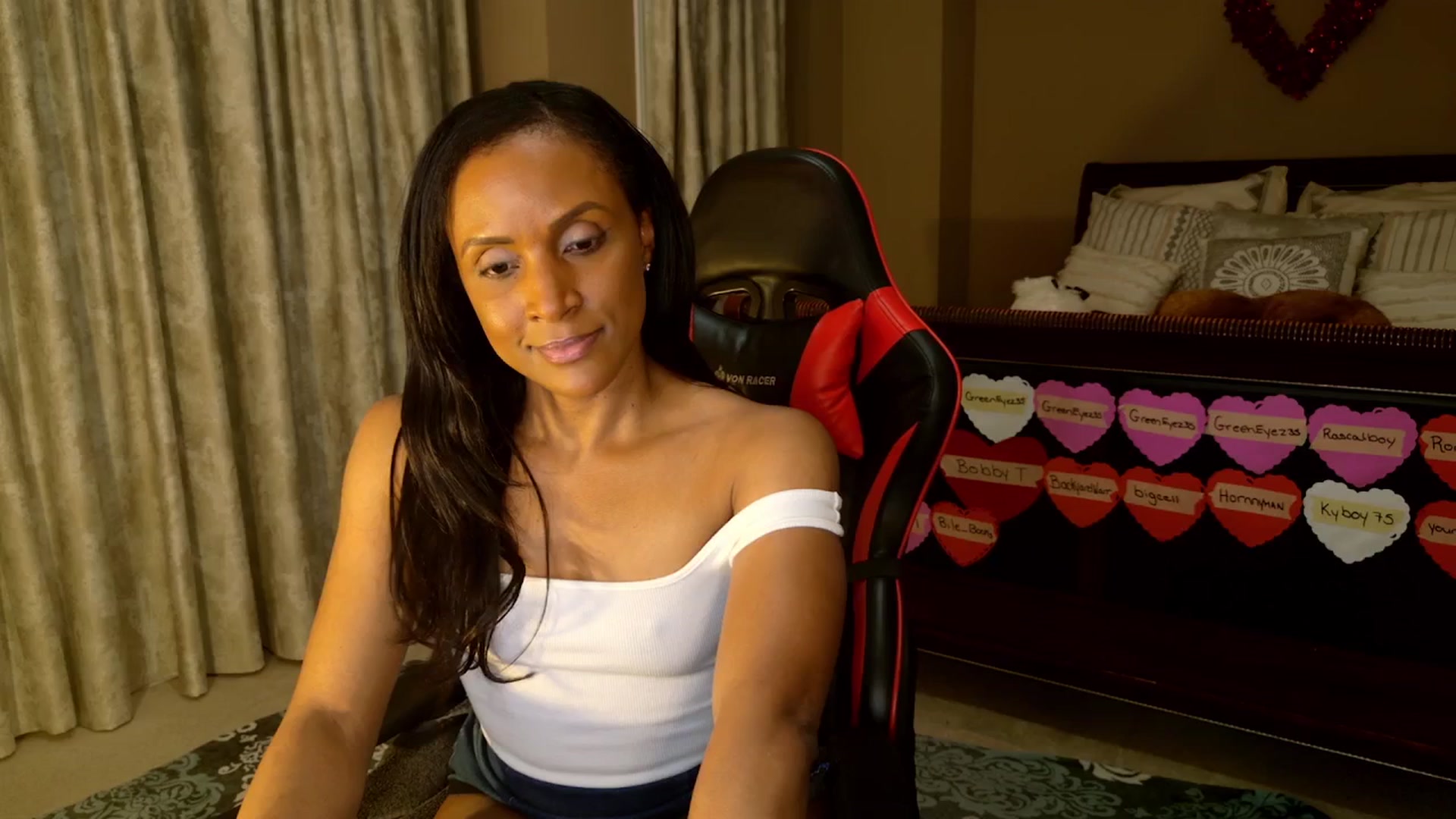 Gallery image thumbnail from Ms_WetNWild's myfreecams stream on, 02/18/2025, 22:14 image 13 of 20