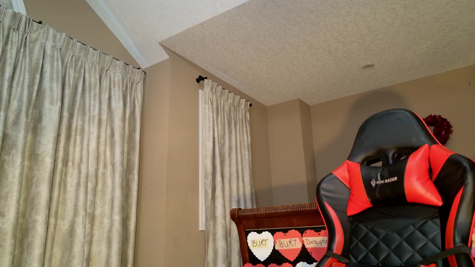Gallery image thumbnail from Ms_WetNWild's myfreecams stream on, 02/18/2025, 22:14 image 20 of 20