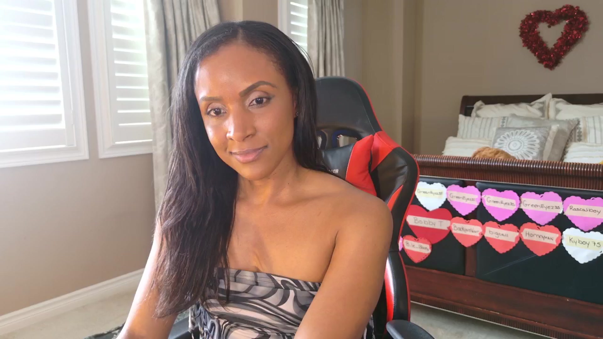 Gallery image thumbnail from Ms_WetNWild's myfreecams stream on, 02/20/2025, 22:17 image 9 of 20