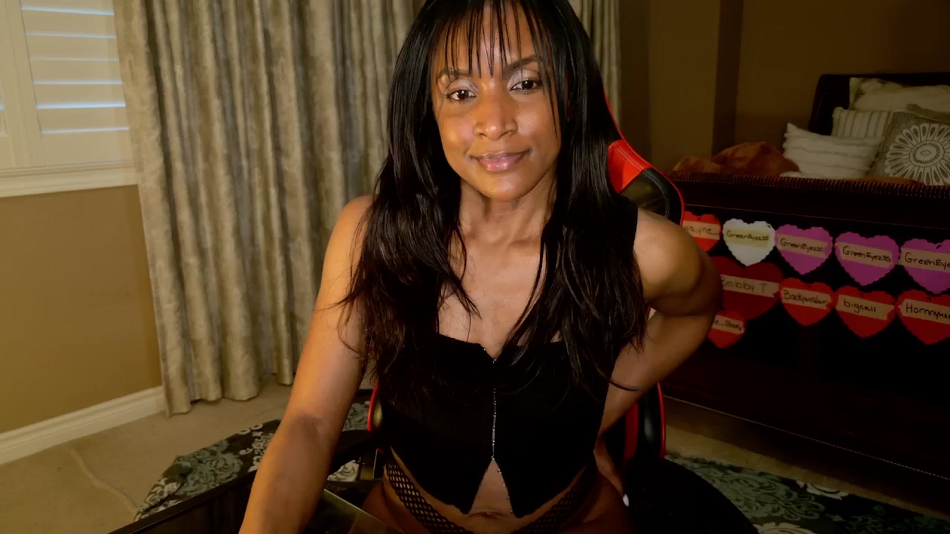 Gallery image thumbnail from Ms_WetNWild's myfreecams stream on, 02/24/2025, 23:18 image 4 of 20