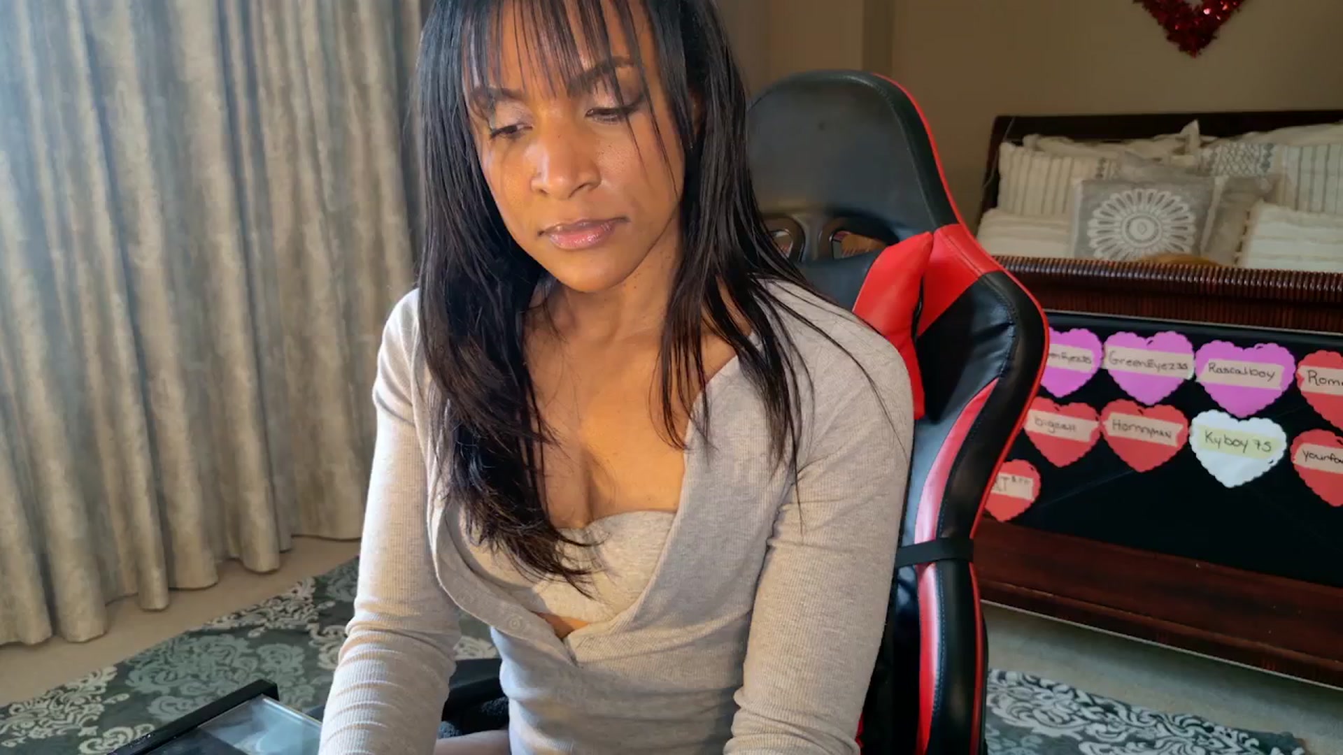 Gallery image thumbnail from Ms_WetNWild's myfreecams stream on, 02/28/2025, 14:39 image 14 of 20