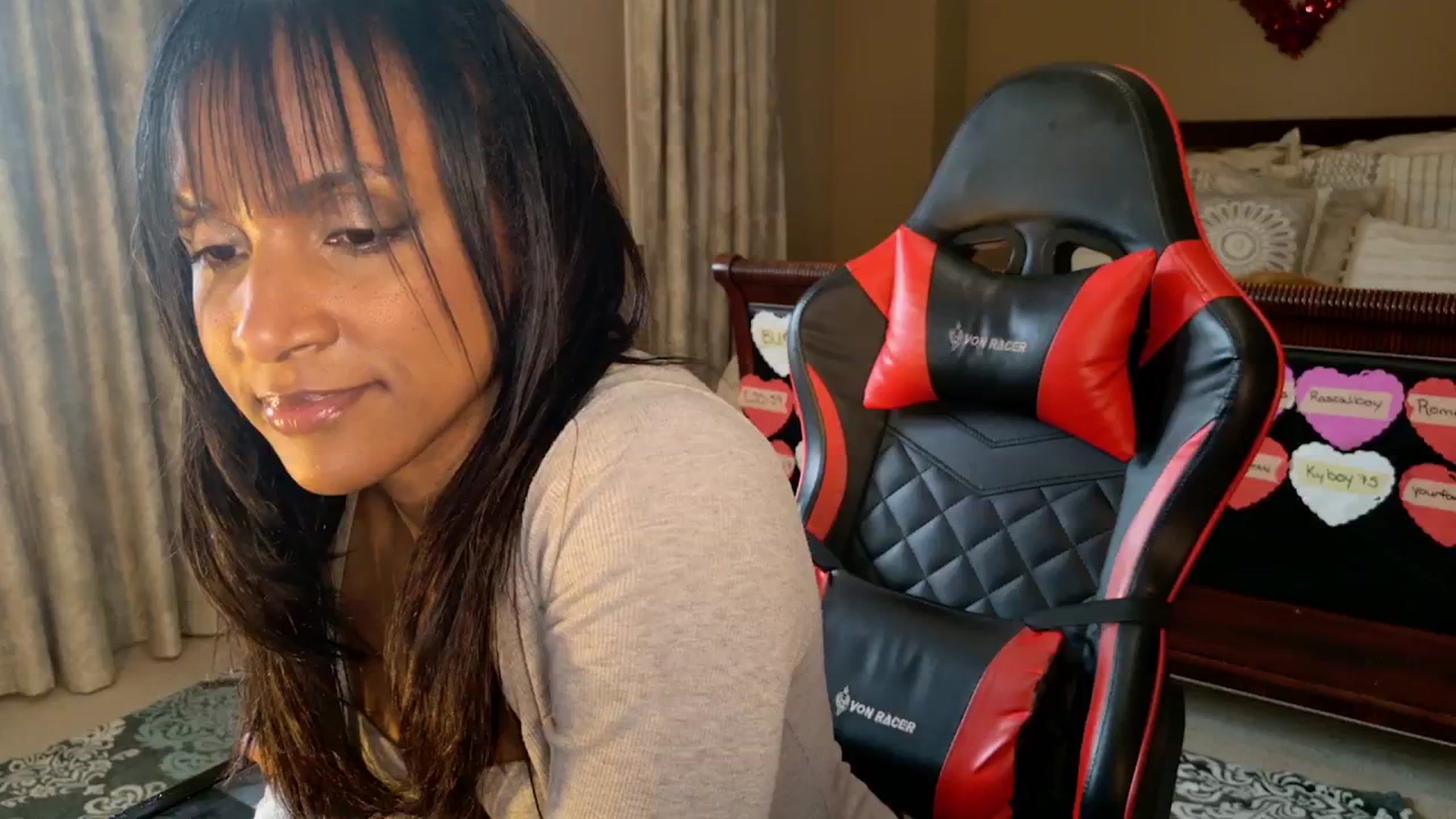 Gallery image thumbnail from Ms_WetNWild's myfreecams stream on, 02/28/2025, 14:39 image 13 of 20