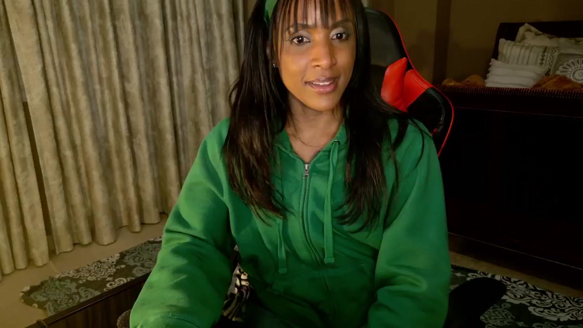 Gallery image thumbnail from Ms_WetNWild's myfreecams stream on, 03/02/2025, 11:29 image 11 of 20