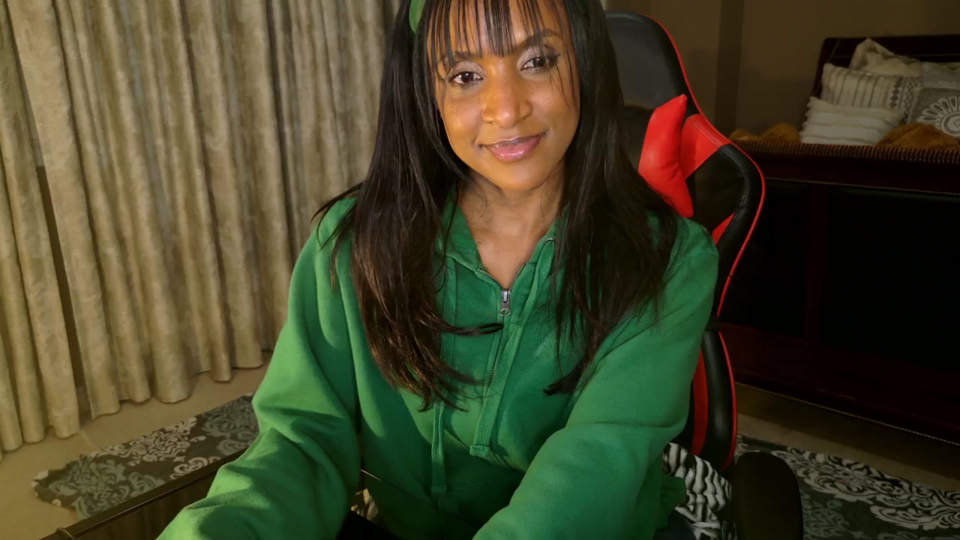 Gallery image thumbnail from Ms_WetNWild's myfreecams stream on, 03/02/2025, 11:29 image 15 of 20