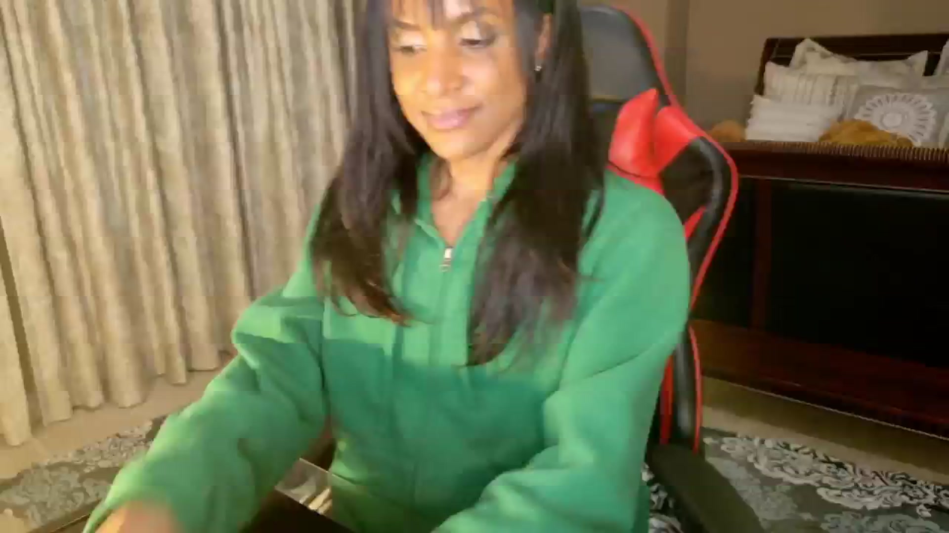 Gallery image thumbnail from Ms_WetNWild's myfreecams stream on, 03/02/2025, 11:29 image 17 of 20