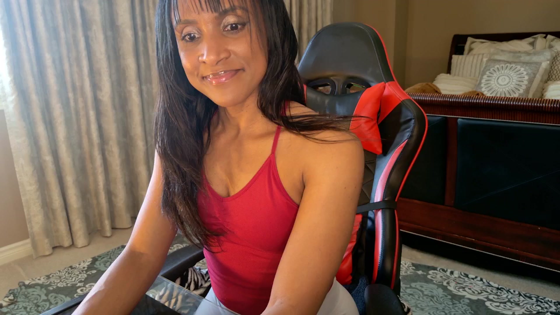 Gallery image thumbnail from Ms_WetNWild's myfreecams stream on, 03/03/2025, 17:17 image 7 of 20