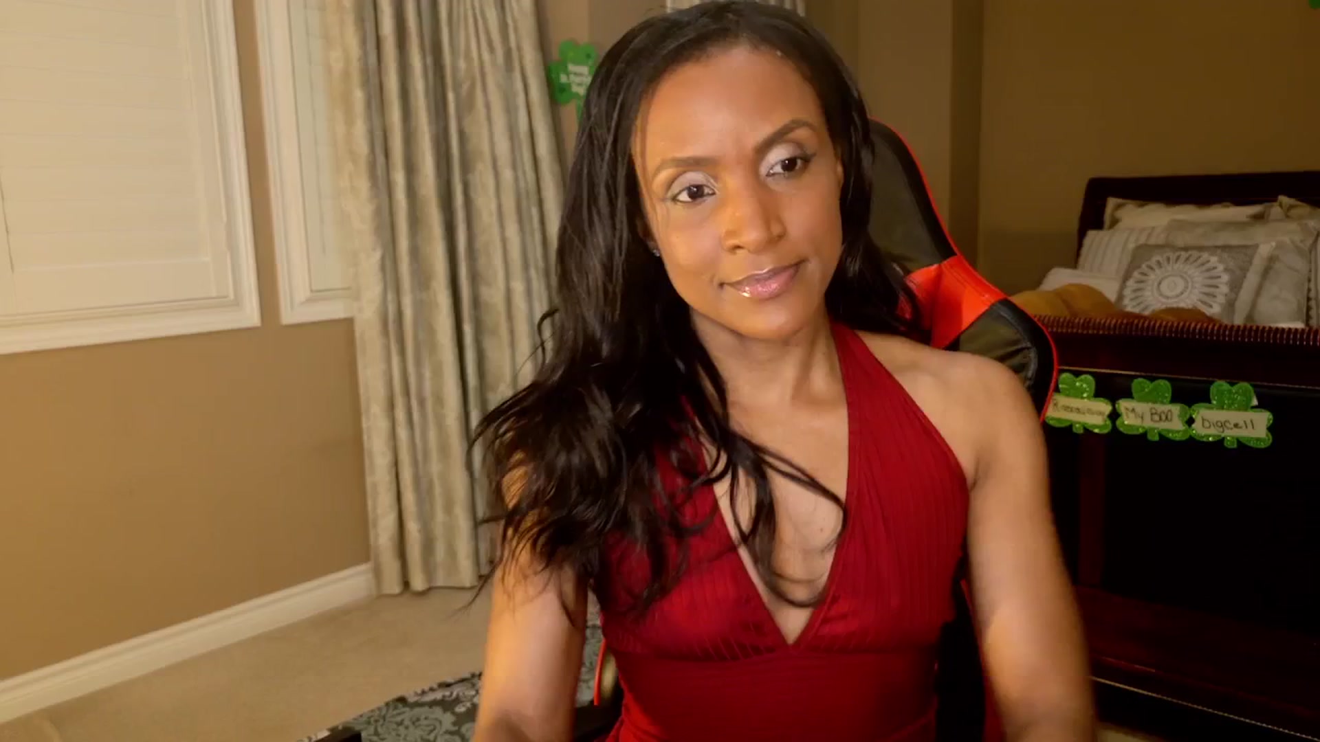 Gallery image thumbnail from Ms_WetNWild's myfreecams stream on, 03/16/2025, 24:33 image 12 of 20