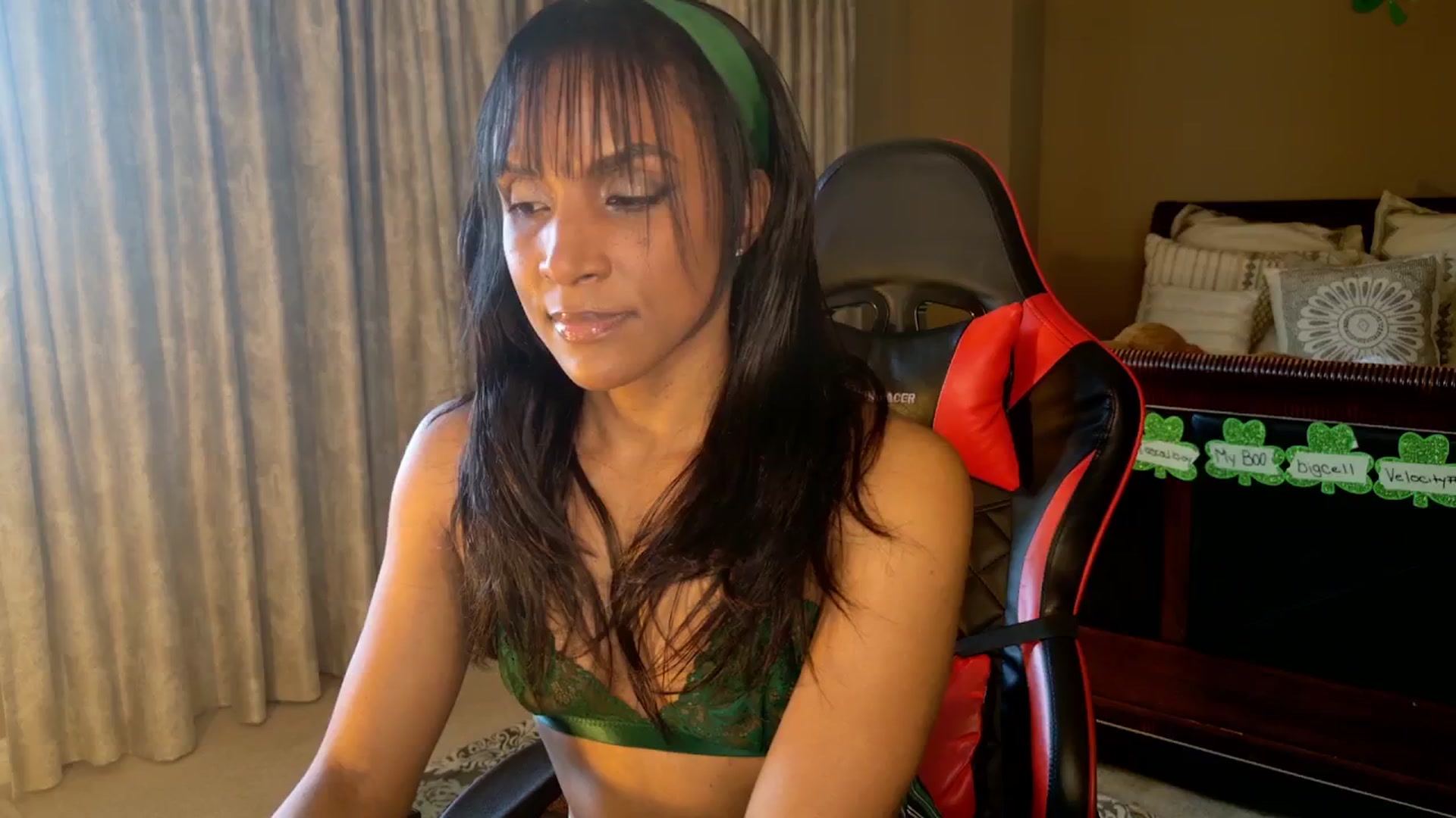 Gallery image thumbnail from Ms_WetNWild's myfreecams stream on, 03/17/2025, 18:19 image 1 of 20