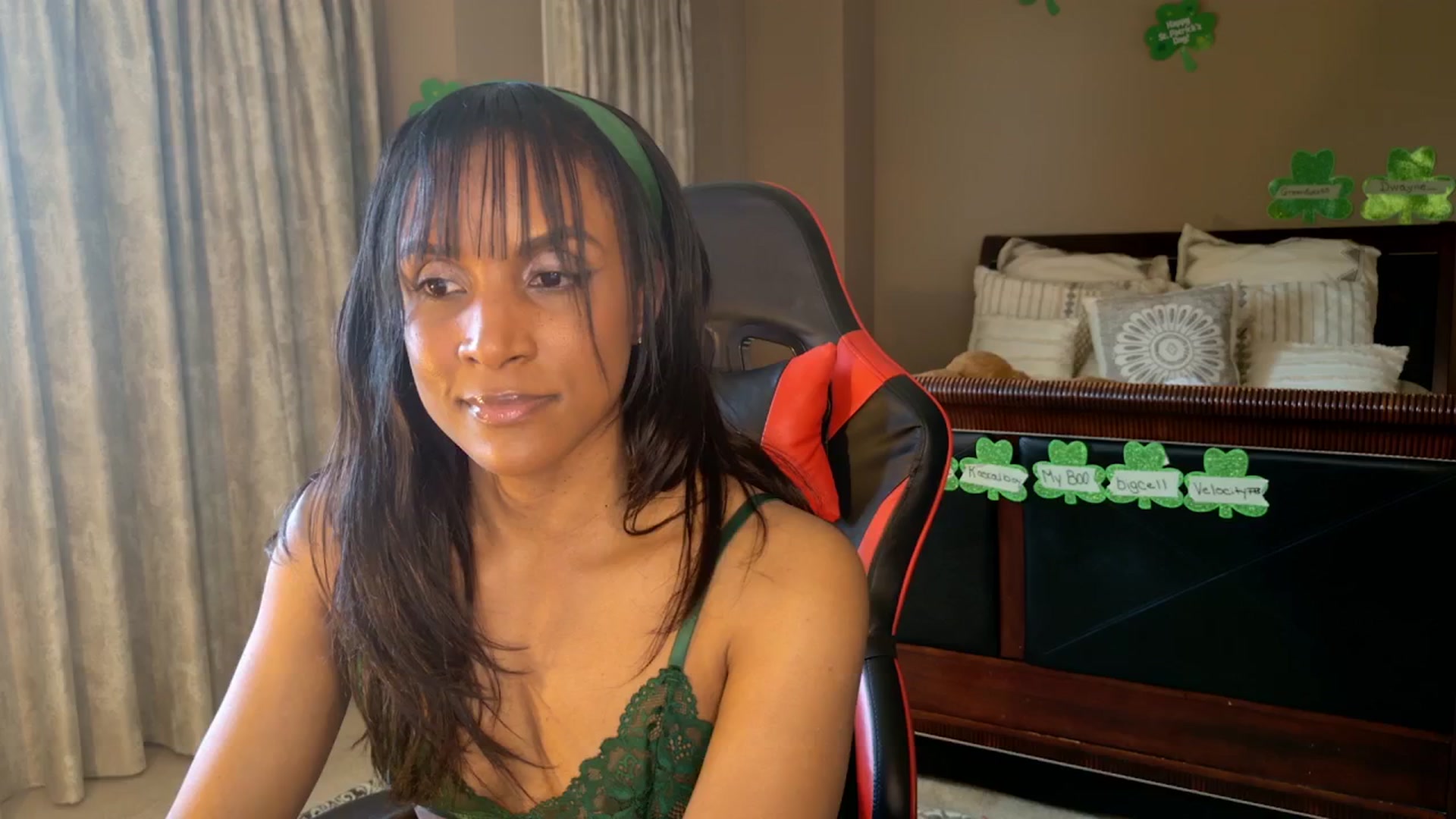 Gallery image thumbnail from Ms_WetNWild's myfreecams stream on, 03/17/2025, 18:19 image 16 of 20
