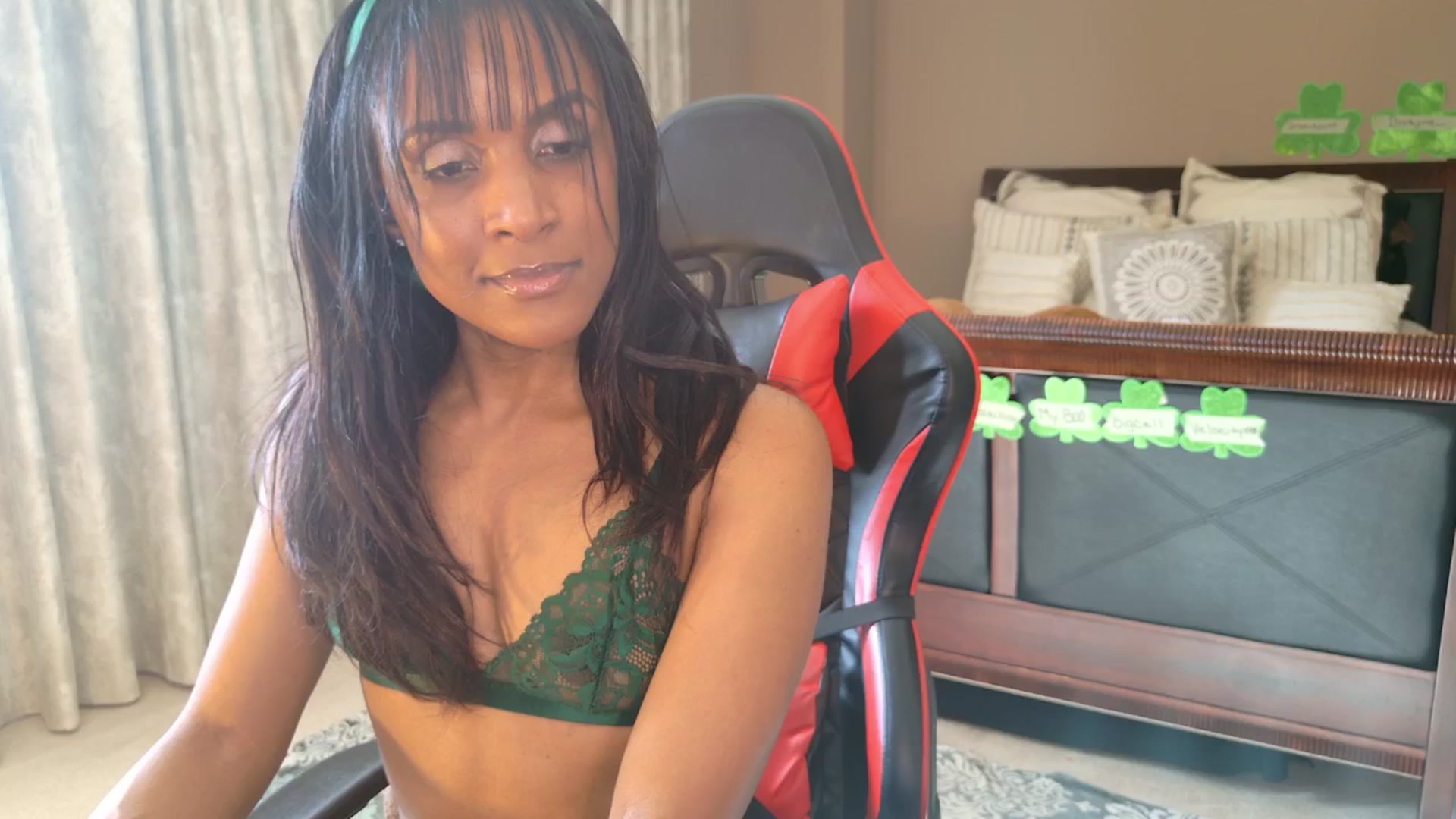 Gallery image thumbnail from Ms_WetNWild's myfreecams stream on, 03/17/2025, 20:23 image 7 of 20