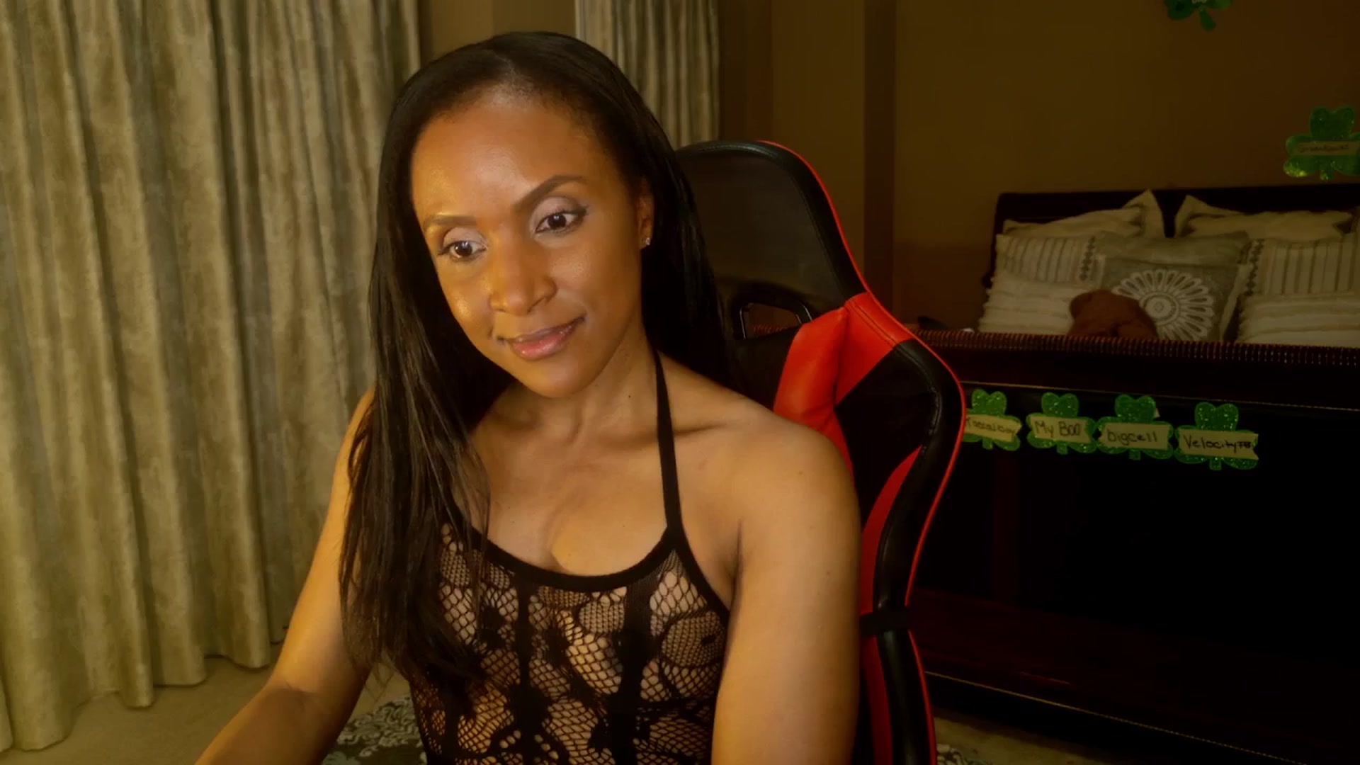 Gallery image thumbnail from Ms_WetNWild's myfreecams stream on, 03/22/2025, 02:40 image 7 of 20