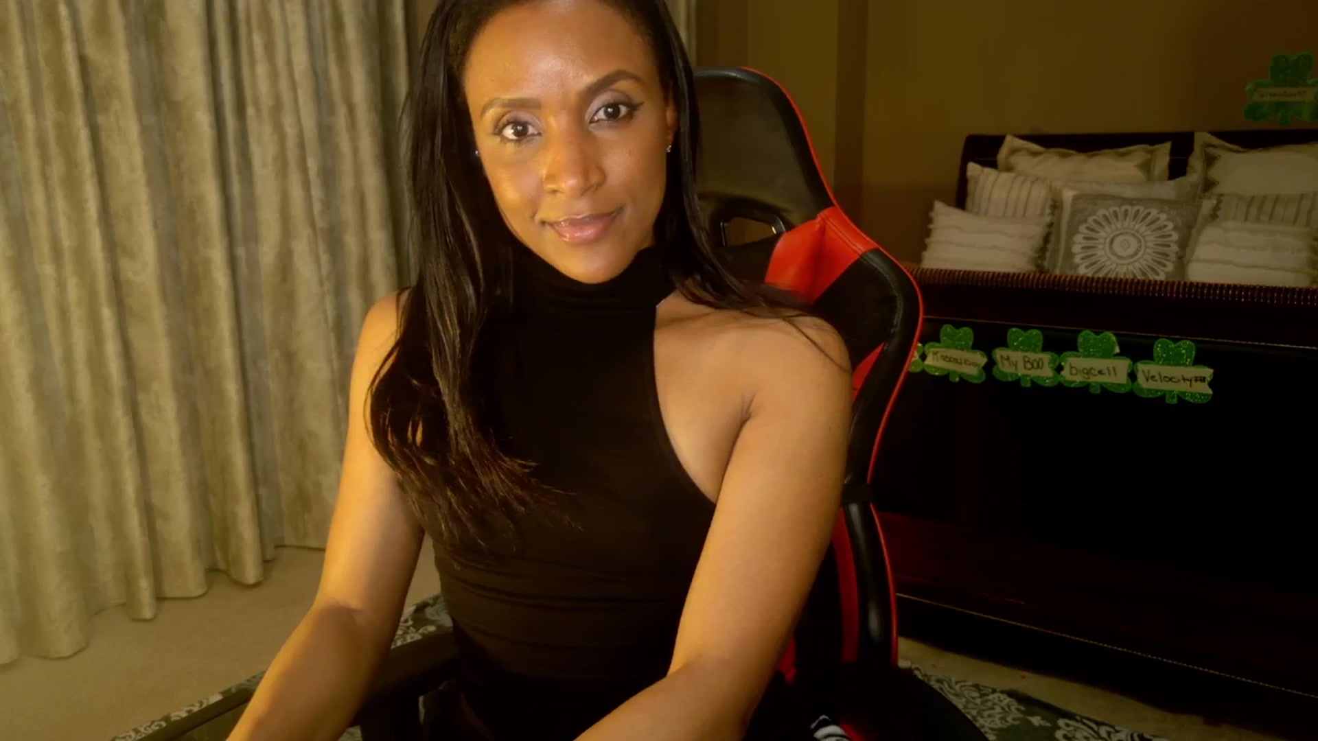 Gallery image thumbnail from Ms_WetNWild's myfreecams stream on, 03/23/2025, 06:06 image 19 of 20