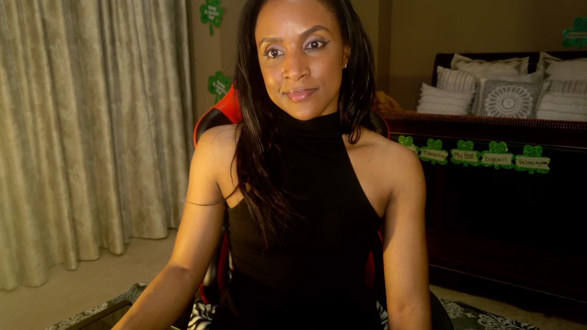 Gallery image thumbnail from Ms_WetNWild's myfreecams stream on, 03/23/2025, 06:54 image 14 of 20