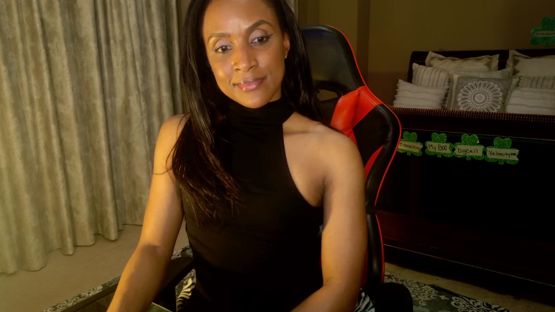 Gallery image thumbnail from Ms_WetNWild's myfreecams stream on, 03/23/2025, 06:54 image 17 of 20