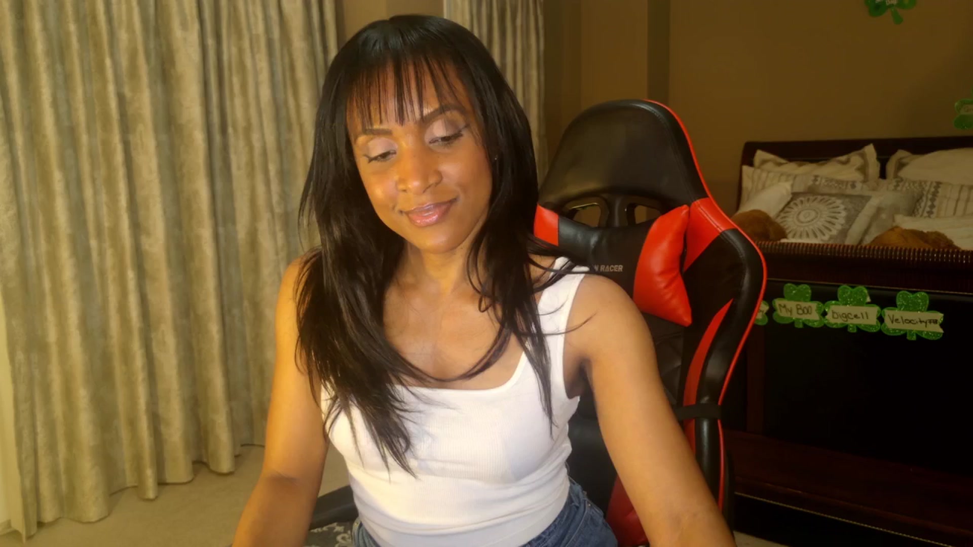 Gallery image thumbnail from Ms_WetNWild's myfreecams stream on, 03/24/2025, 17:41 image 20 of 20