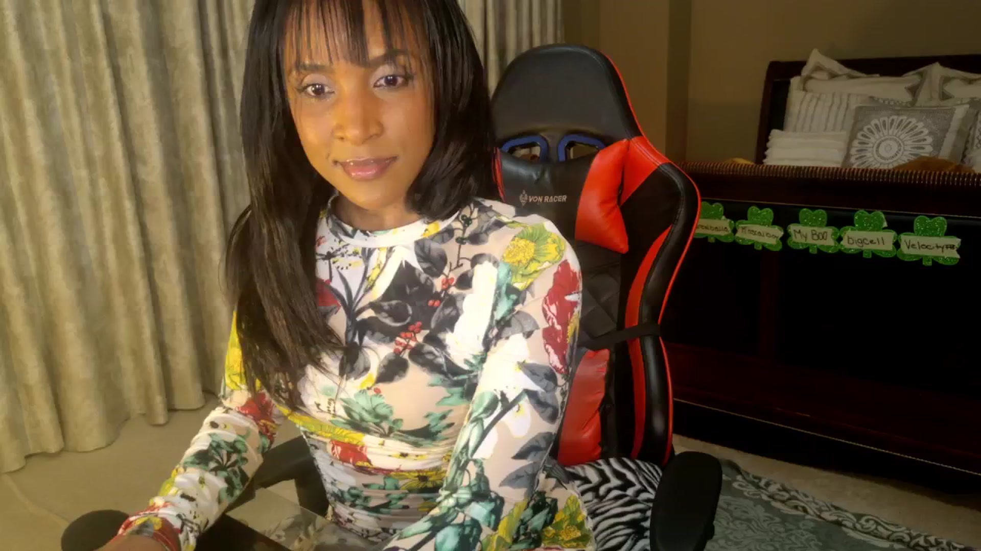 Gallery image thumbnail from Ms_WetNWild's myfreecams stream on, 03/28/2025, 24:10 image 8 of 20