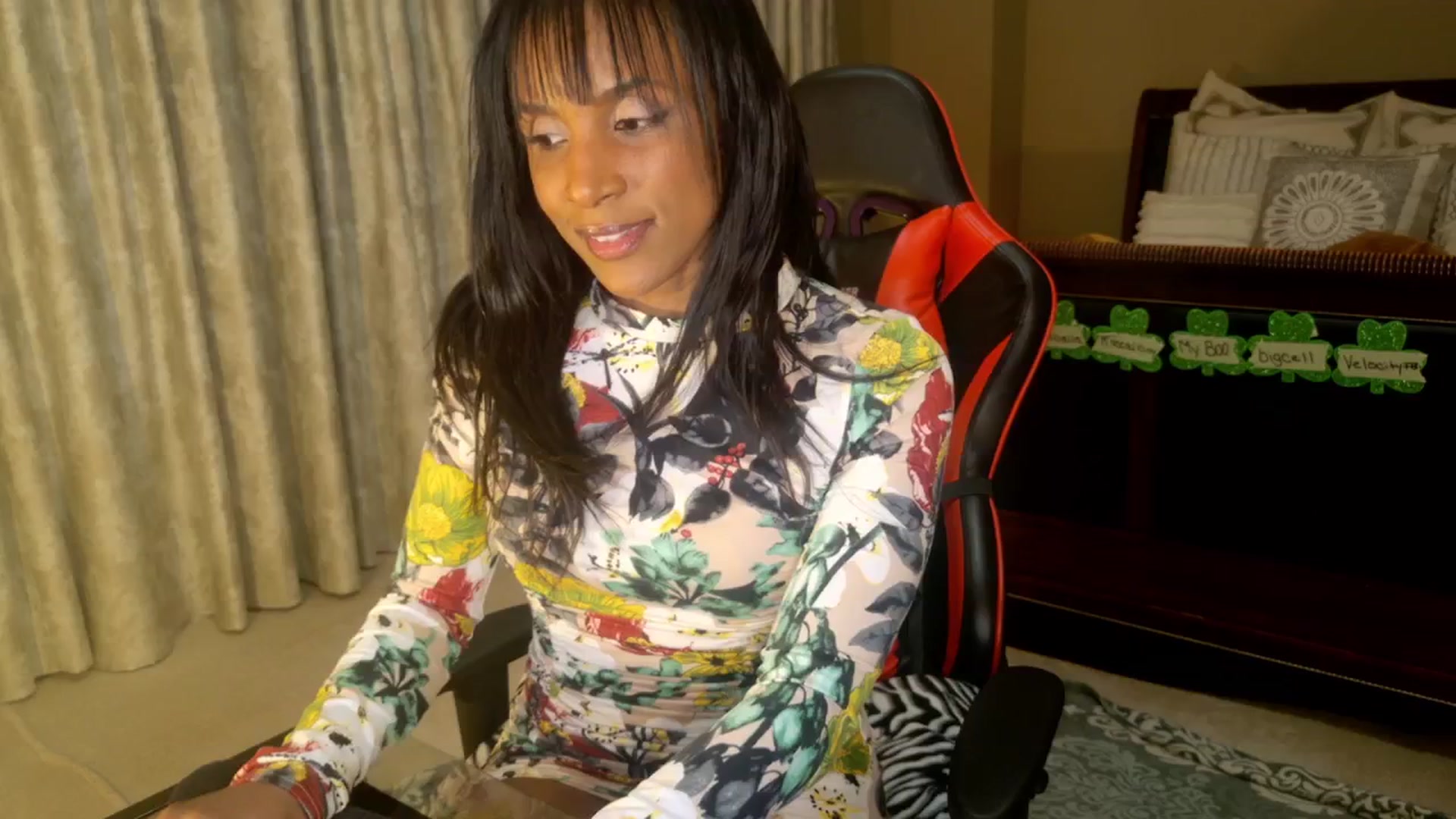 Gallery image thumbnail from Ms_WetNWild's myfreecams stream on, 03/28/2025, 24:10 image 12 of 20