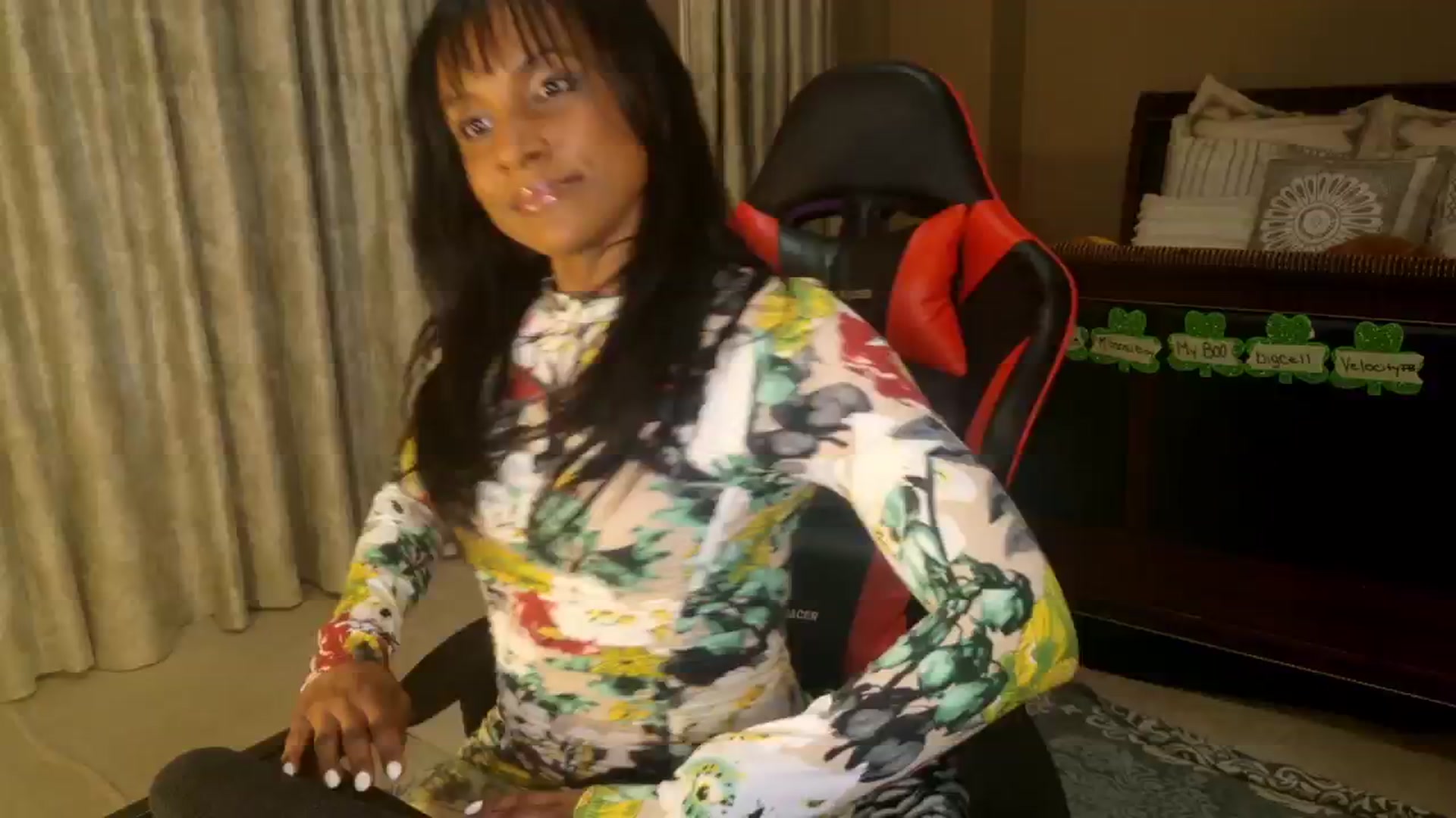 Gallery image thumbnail from Ms_WetNWild's myfreecams stream on, 03/28/2025, 24:54 image 15 of 20
