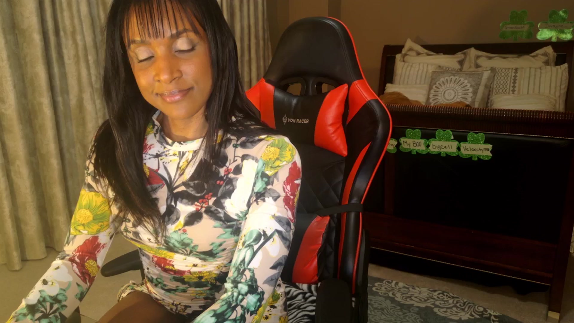 Gallery image thumbnail from Ms_WetNWild's myfreecams stream on, 03/28/2025, 05:12 image 20 of 20