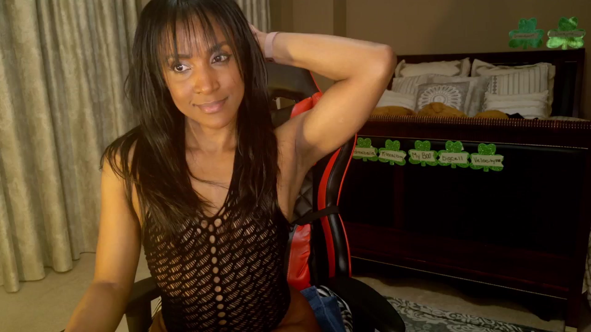 Gallery image thumbnail from Ms_WetNWild's myfreecams stream on, 03/28/2025, 17:25 image 9 of 20