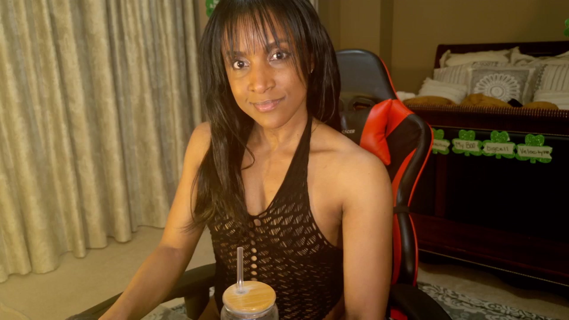 Gallery image thumbnail from Ms_WetNWild's myfreecams stream on, 03/29/2025, 01:20 image 15 of 20