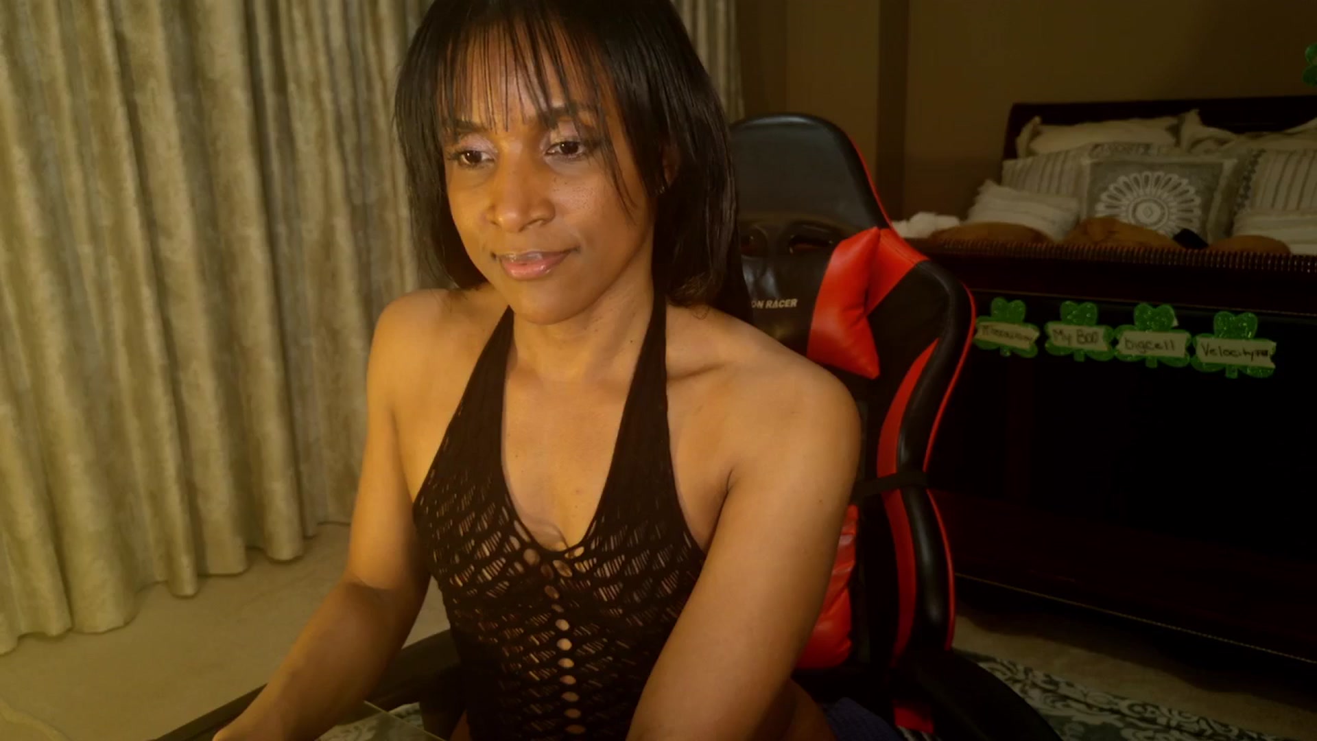 Gallery image thumbnail from Ms_WetNWild's myfreecams stream on, 03/29/2025, 01:20 image 10 of 20