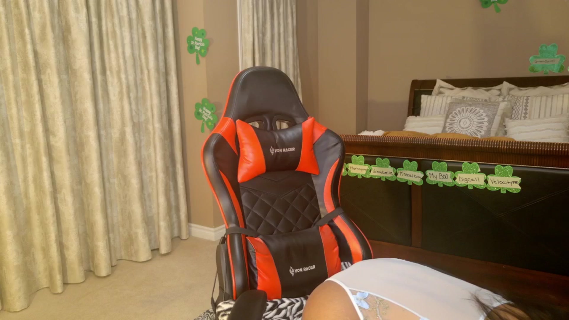 Gallery image thumbnail from Ms_WetNWild's myfreecams stream on, 03/30/2025, 03:22 image 5 of 20