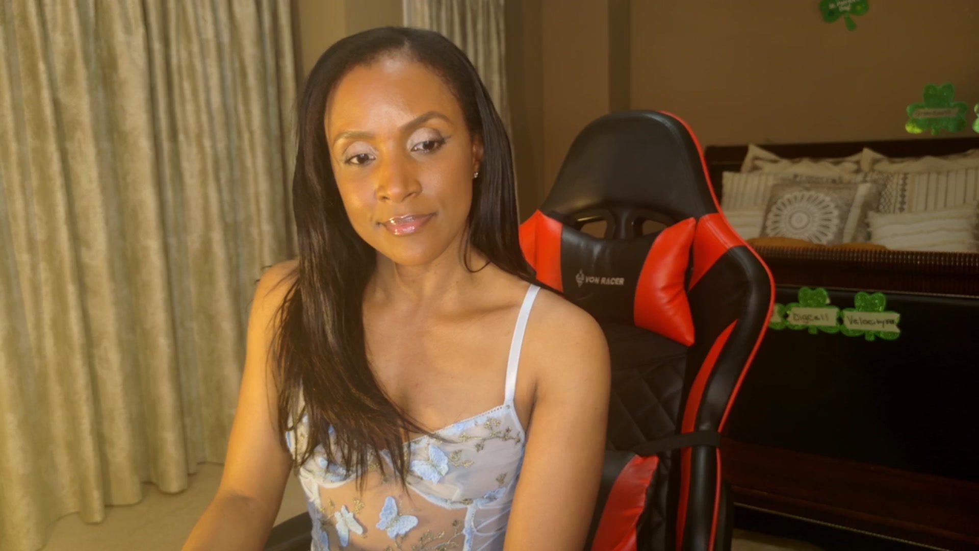 Gallery image thumbnail from Ms_WetNWild's myfreecams stream on, 03/30/2025, 03:22 image 16 of 20