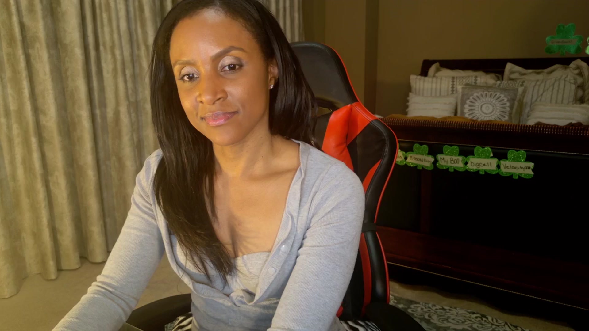 Gallery image thumbnail from Ms_WetNWild's myfreecams stream on, 03/31/2025, 09:19 image 10 of 20