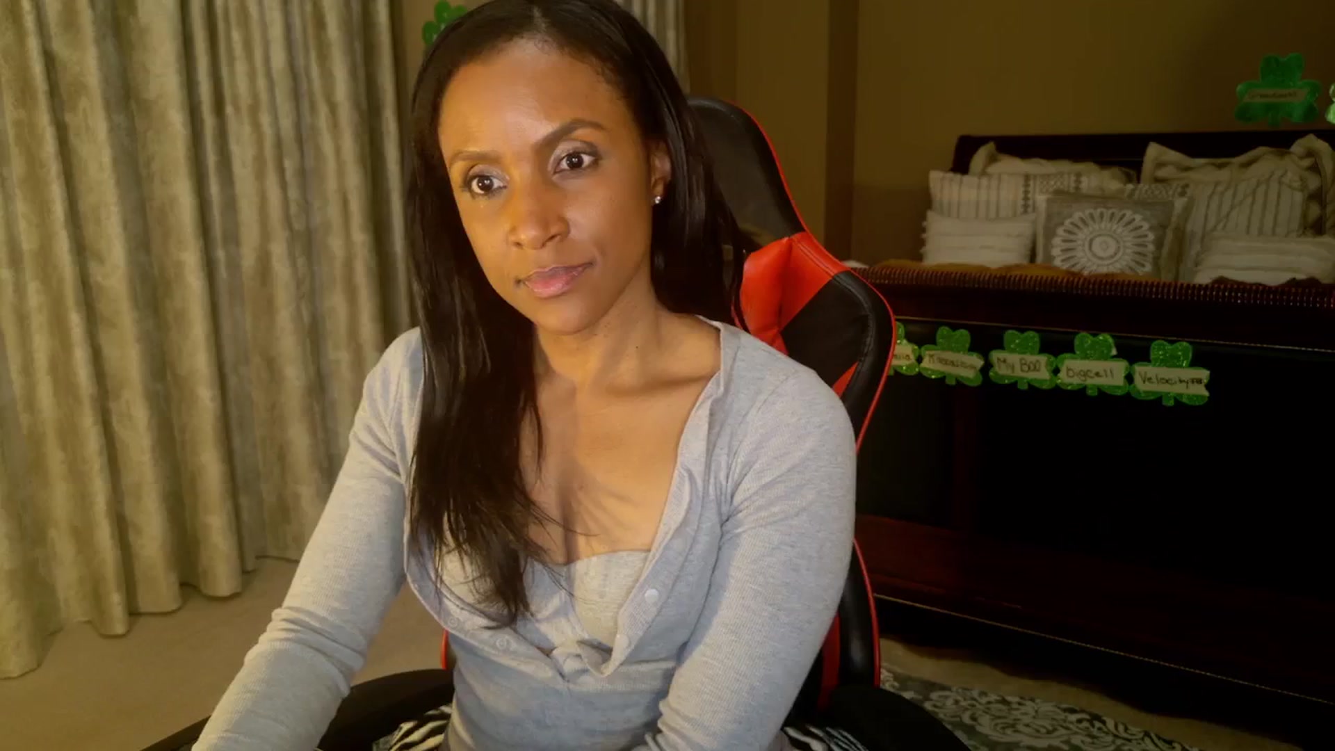 Gallery image thumbnail from Ms_WetNWild's myfreecams stream on, 03/31/2025, 09:19 image 14 of 20