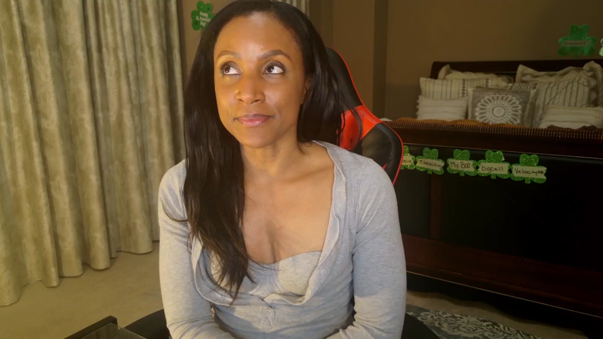 Gallery image thumbnail from Ms_WetNWild's myfreecams stream on, 03/31/2025, 09:19 image 13 of 20