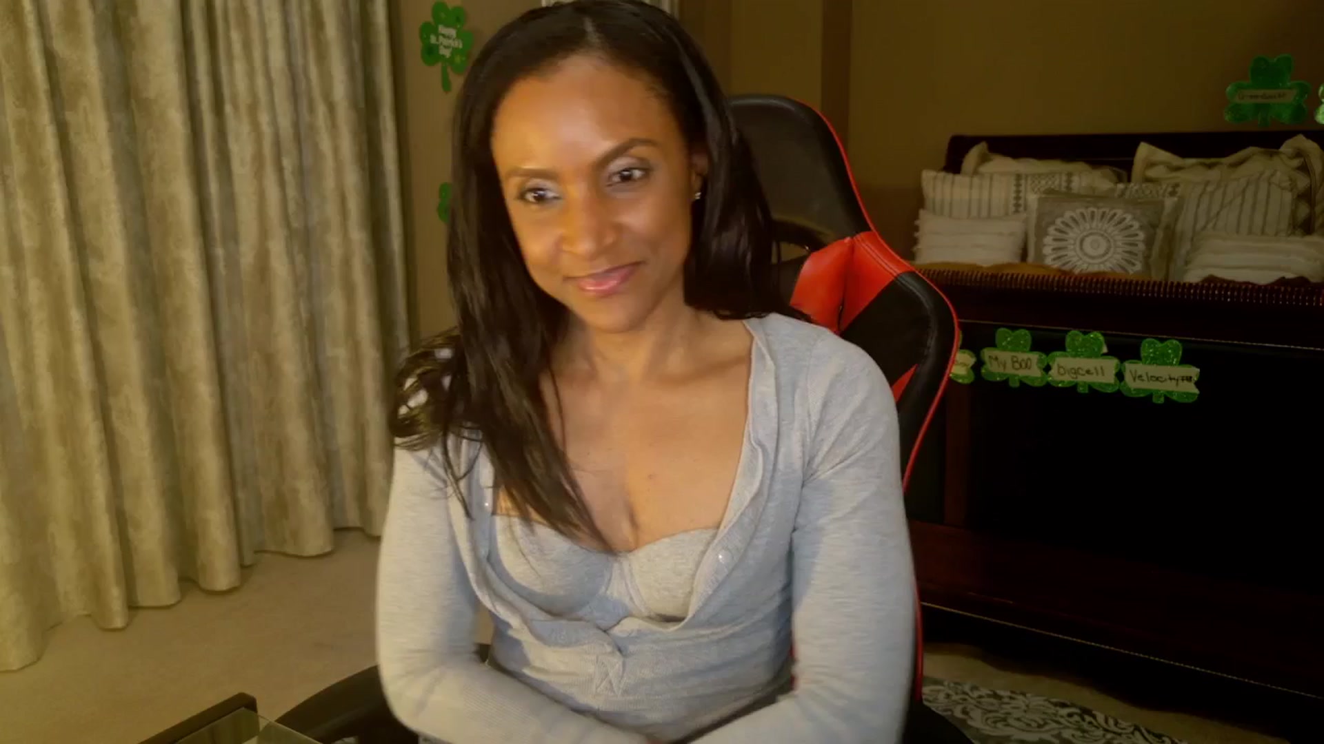Gallery image thumbnail from Ms_WetNWild's myfreecams stream on, 03/31/2025, 09:19 image 7 of 20
