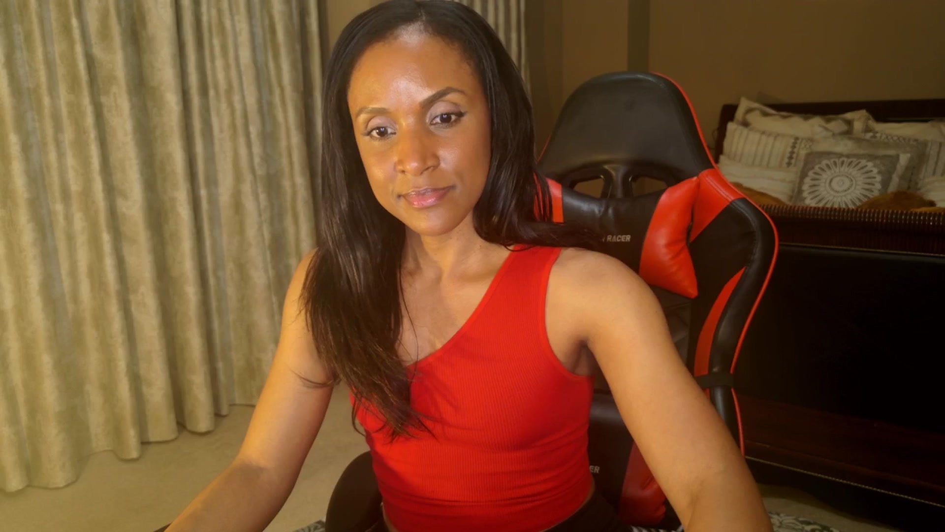 Gallery image thumbnail from Ms_WetNWild's myfreecams stream on, 04/01/2025, 24:57 image 15 of 20