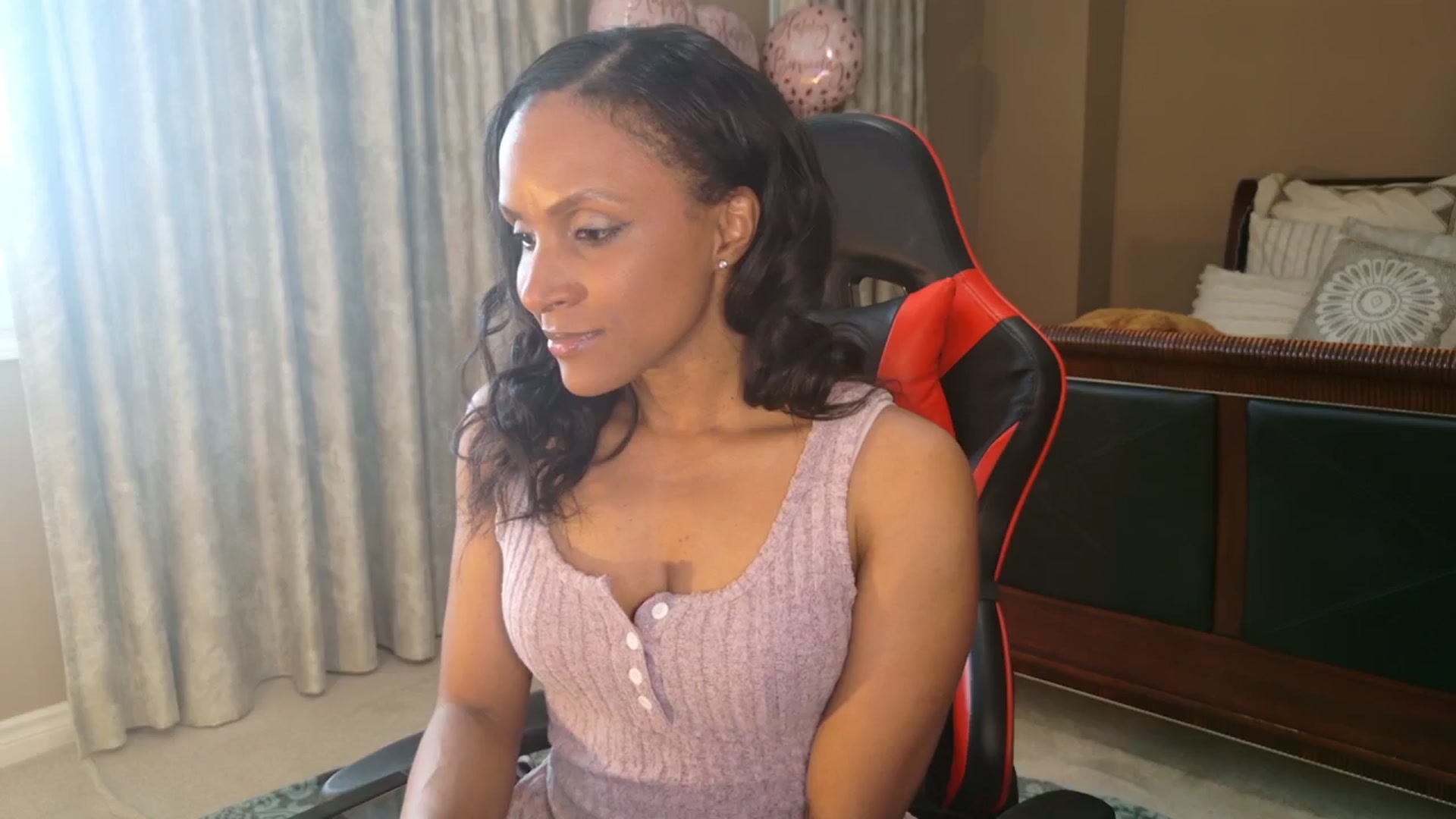 Gallery image thumbnail from Ms_WetNWild's myfreecams stream on, 05/02/2025, 16:14 image 17 of 20